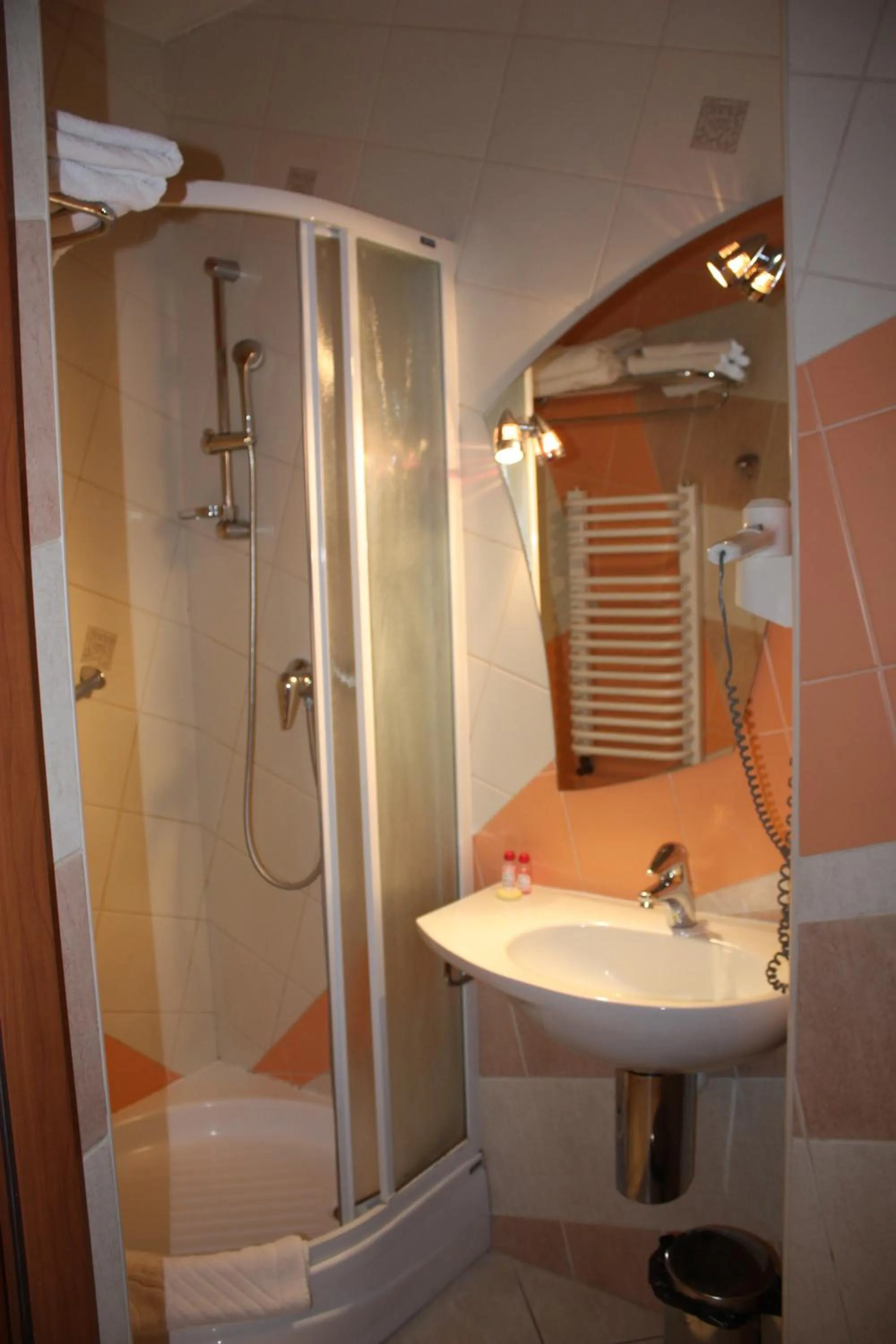 Bathroom in Hotel Saol