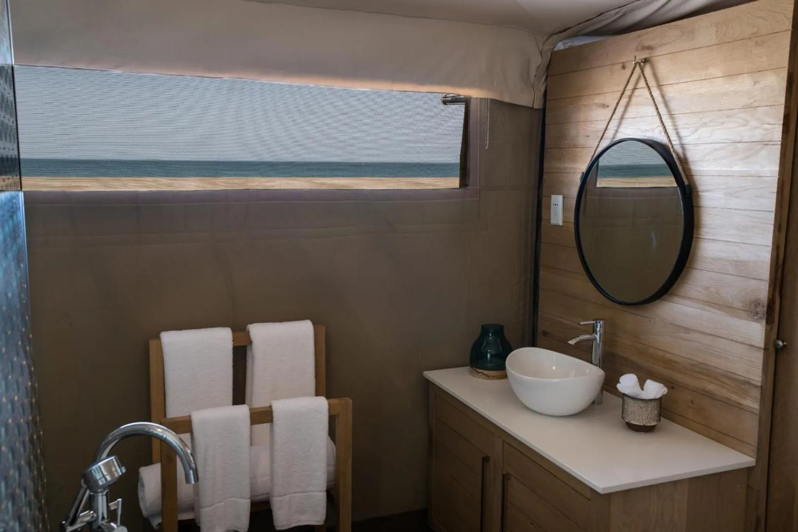 Bathroom in Kingfisher Retreat by Sharjah Collection