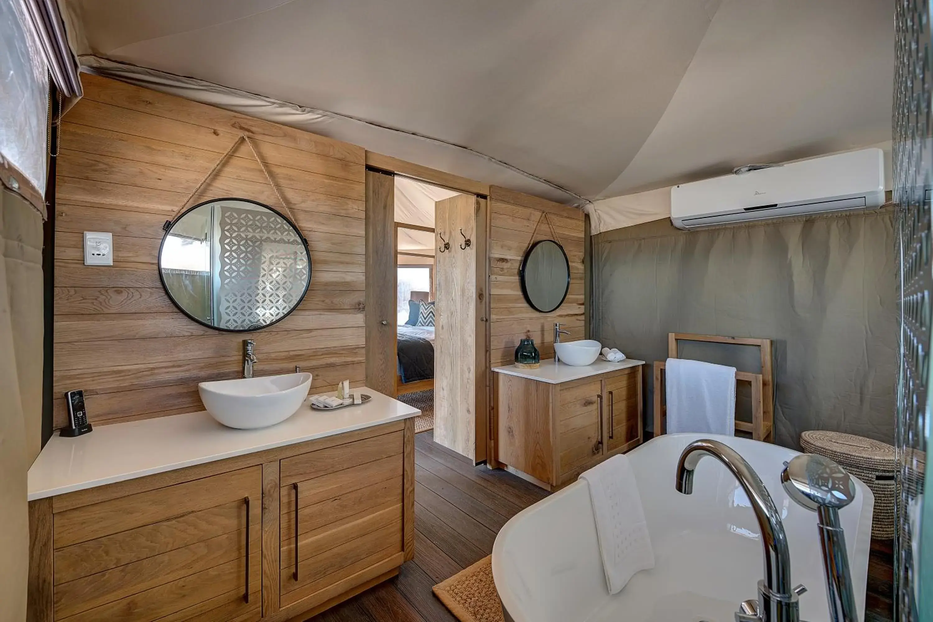 One Bed Tent Sea View with Plunge Pool in Kingfisher Retreat by Sharjah Collection One Bed Tent Sea View with Plunge Pool in Kingfisher Retreat by Sharjah Collection