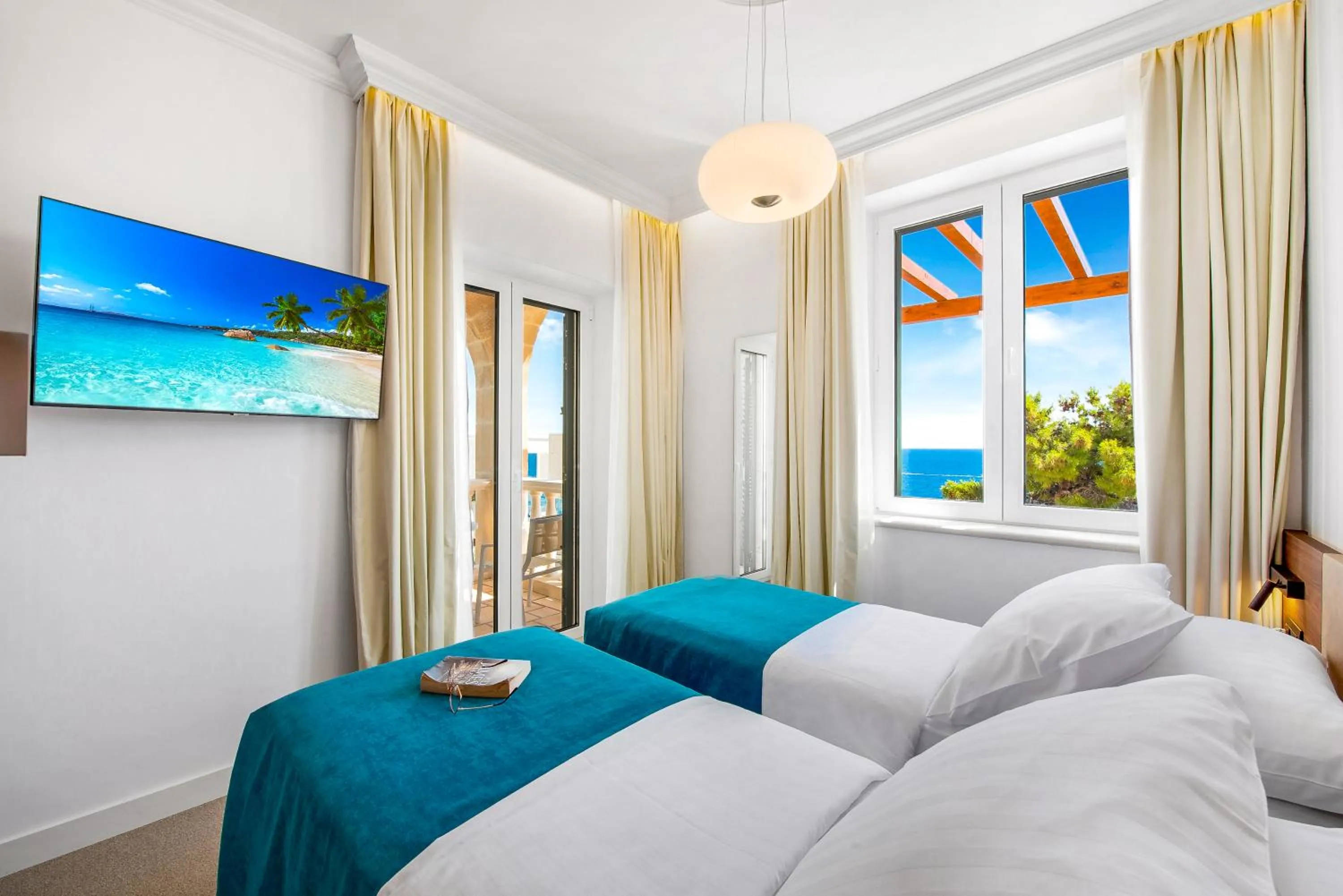 Bed in Villa Orabelle