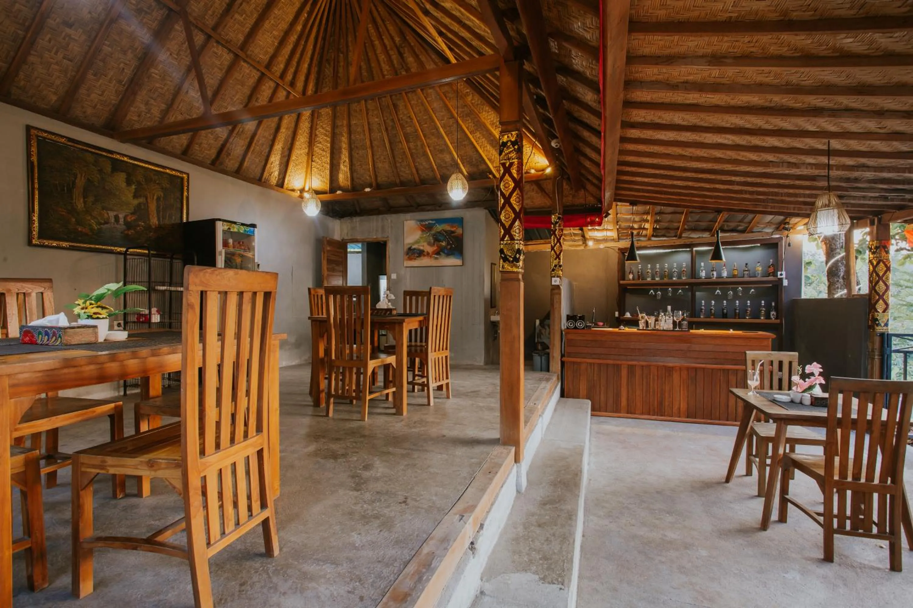 Restaurant/places to eat in Jona Bungalow