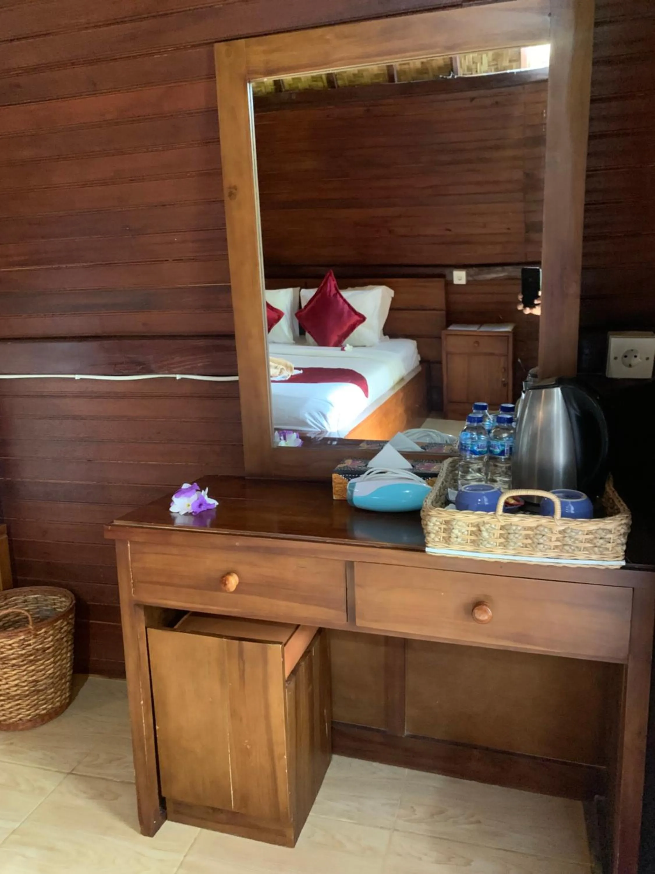 Coffee/tea facilities in Jona Bungalow