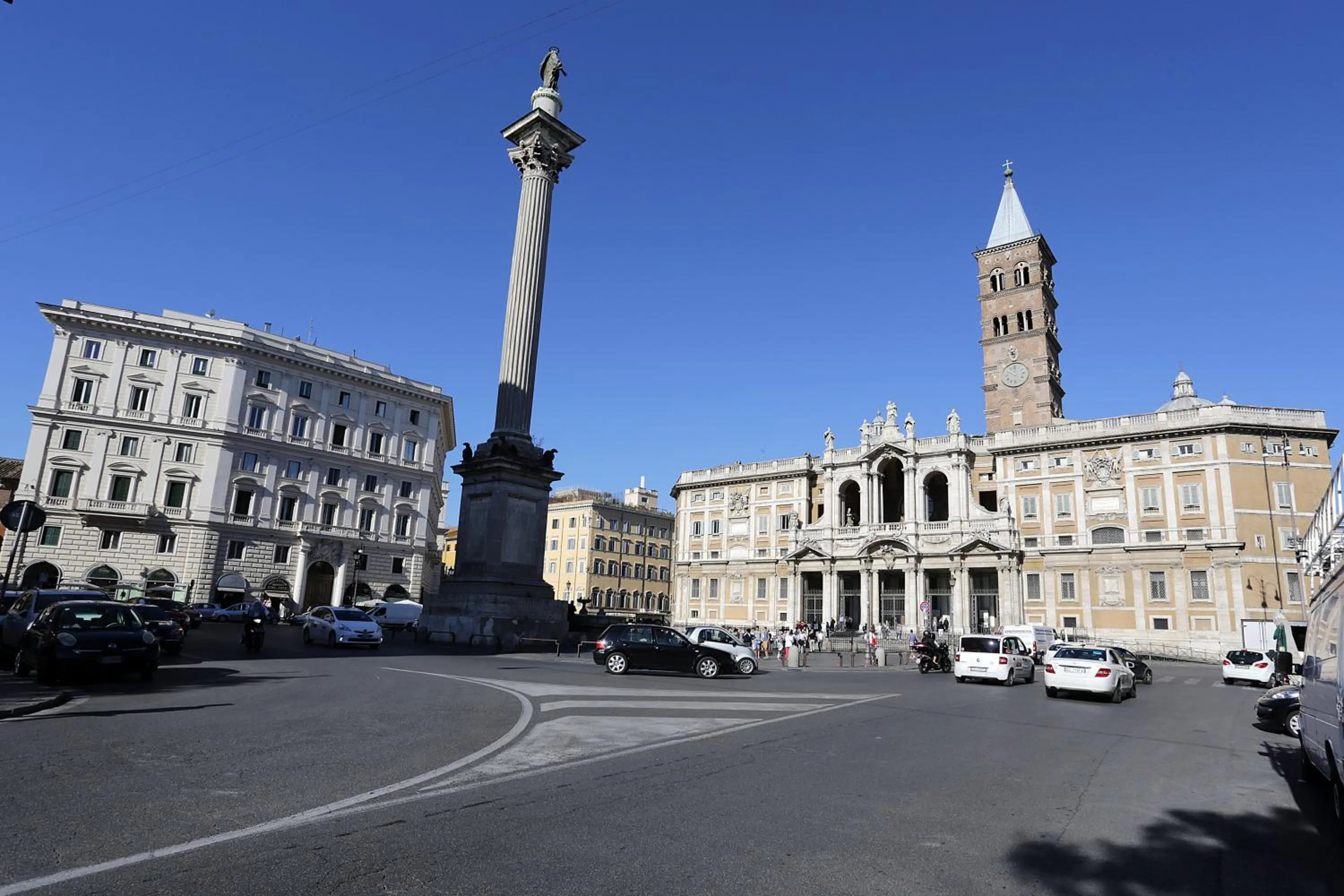 Property building in Adorasuite B&B