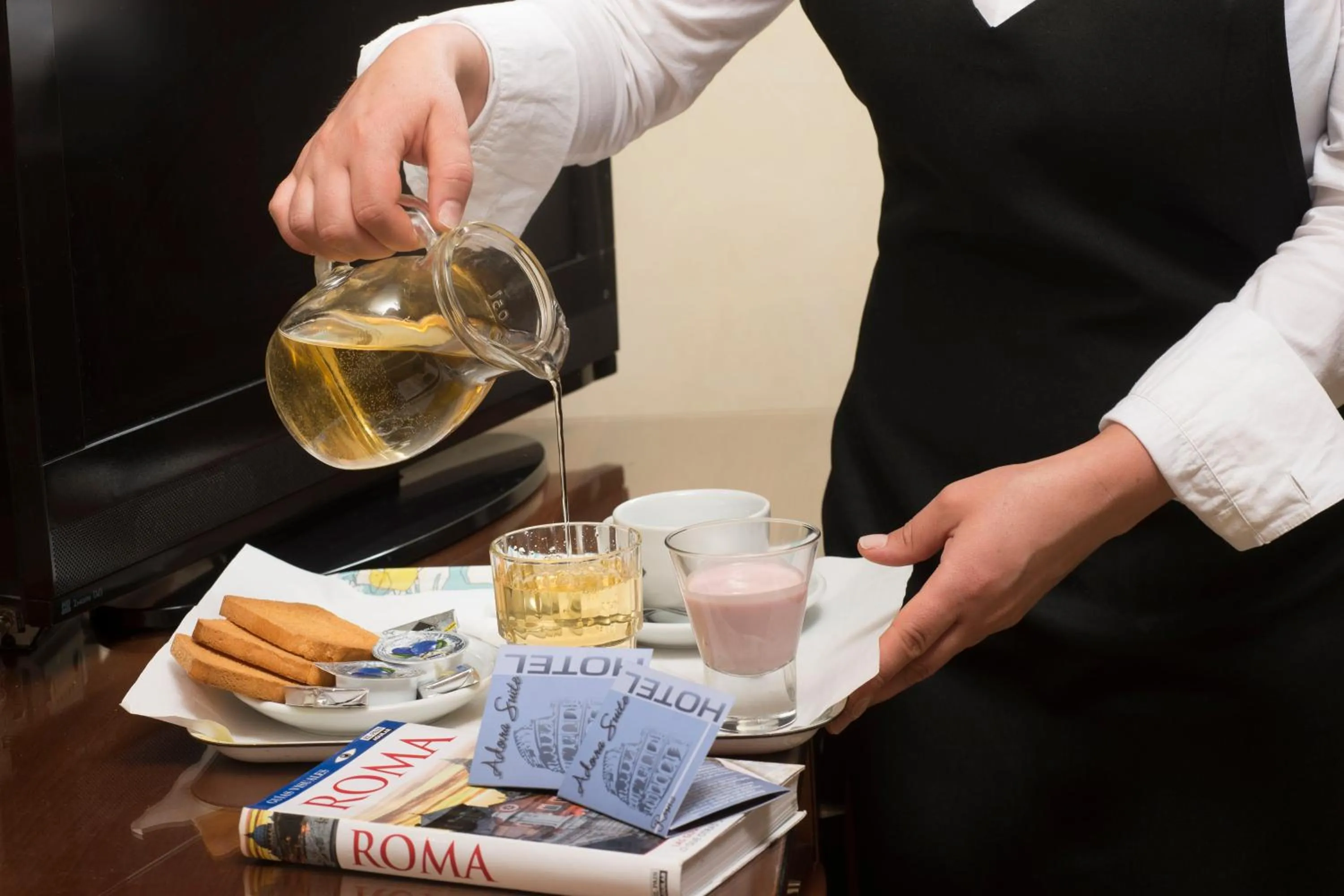 Continental breakfast in Adorasuite B&B