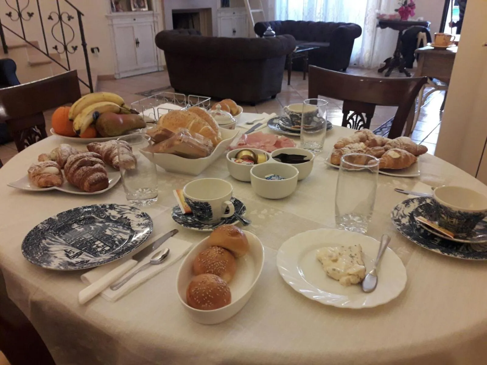 Breakfast in Villa Rò Luxury