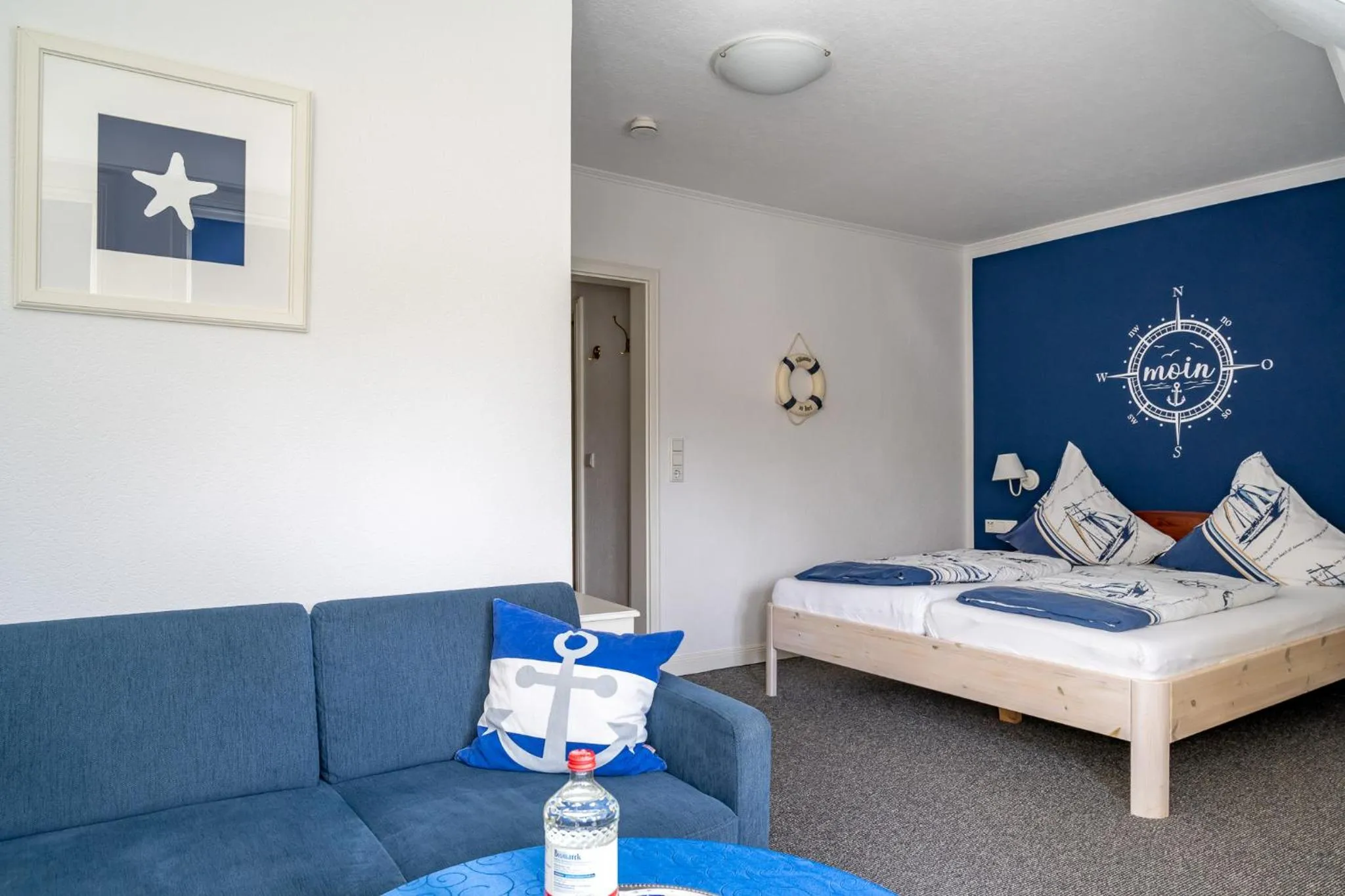 Photo of the whole room, Bed in Inselhotel Arfsten