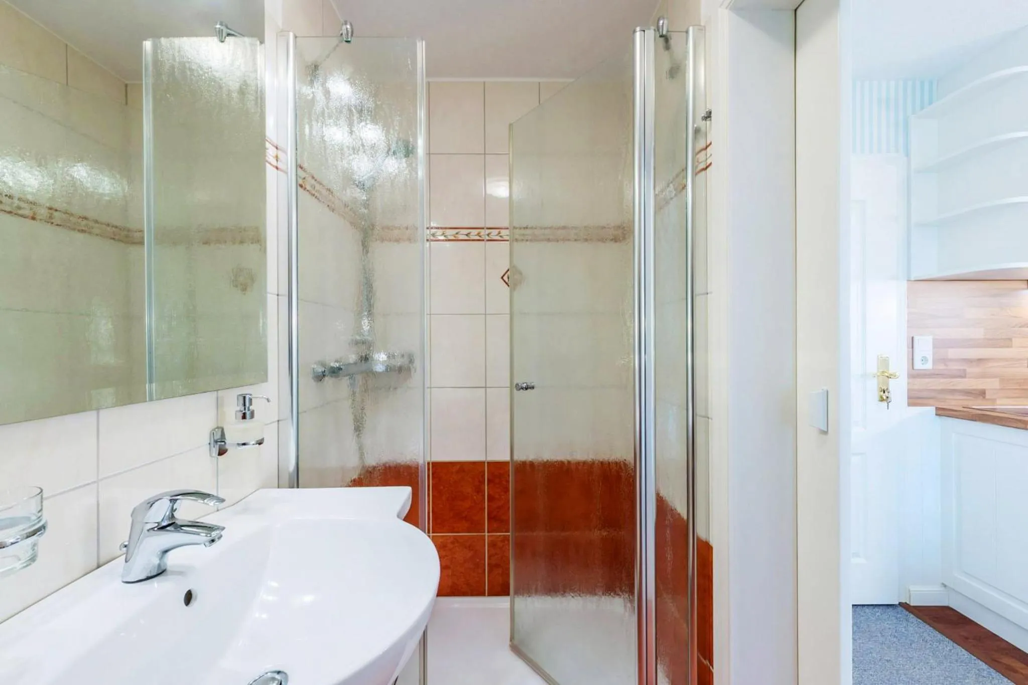 Bathroom in Inselhotel Arfsten