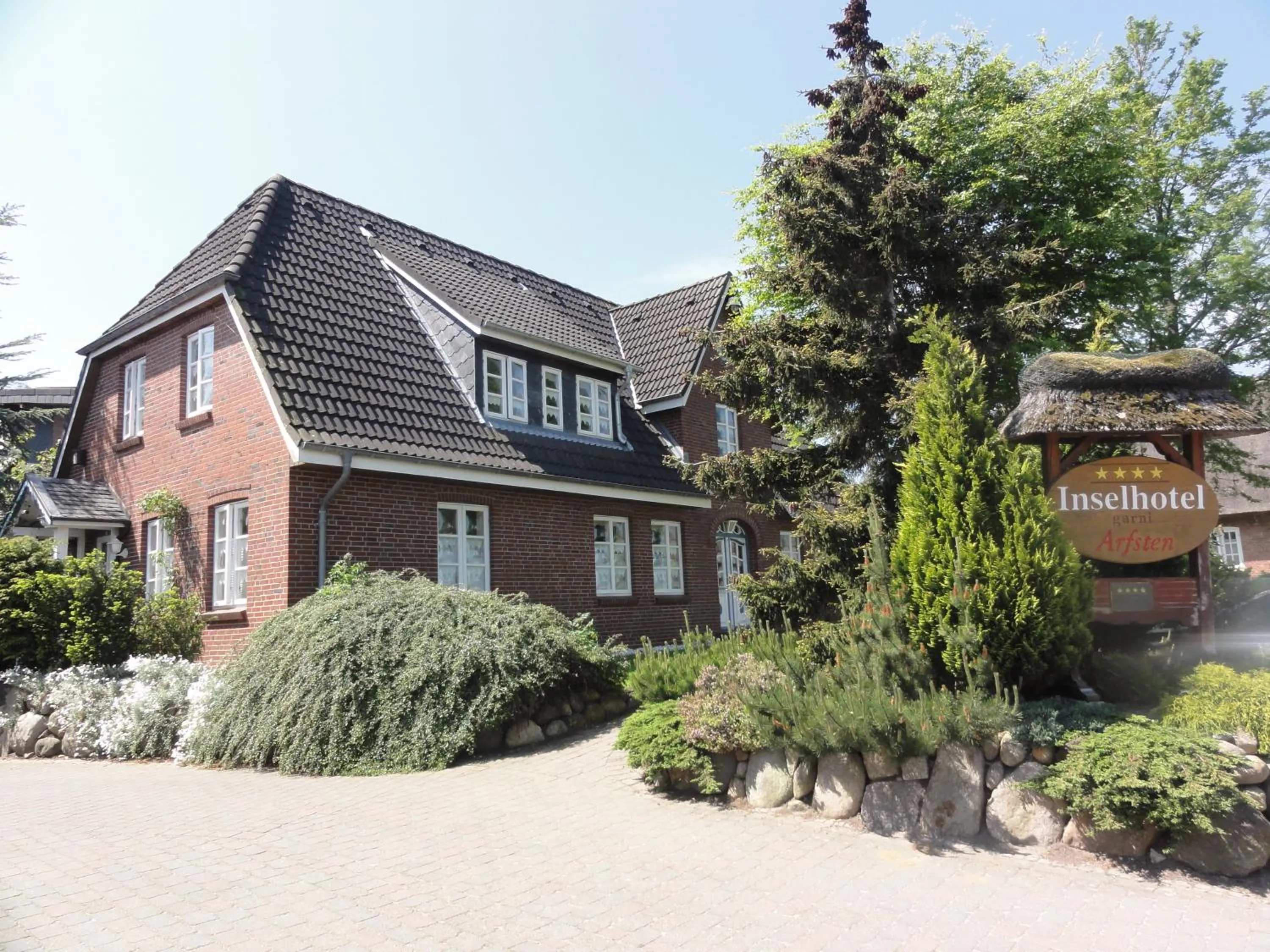 Property building in Inselhotel Arfsten