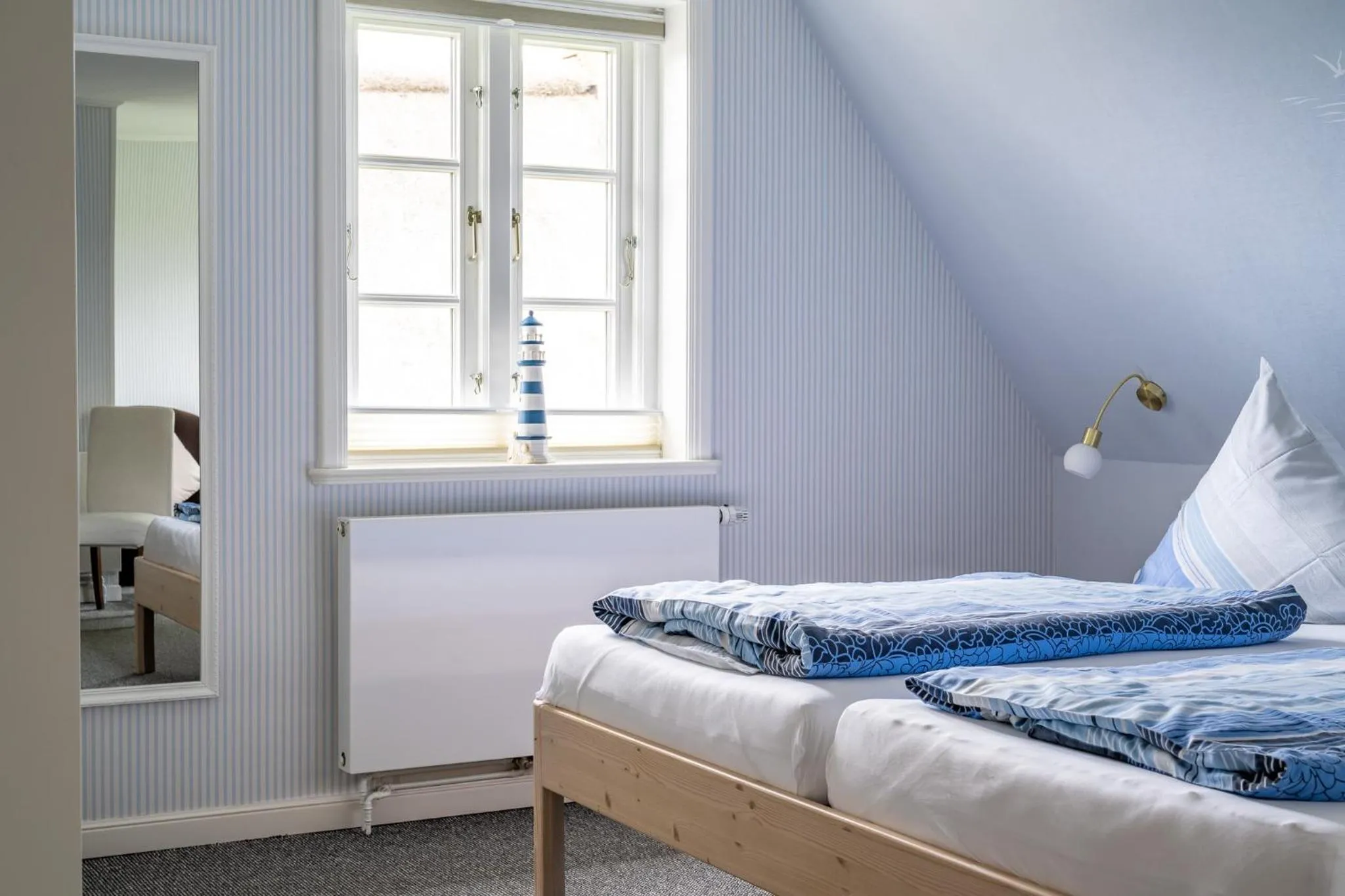 Photo of the whole room, Bed in Inselhotel Arfsten