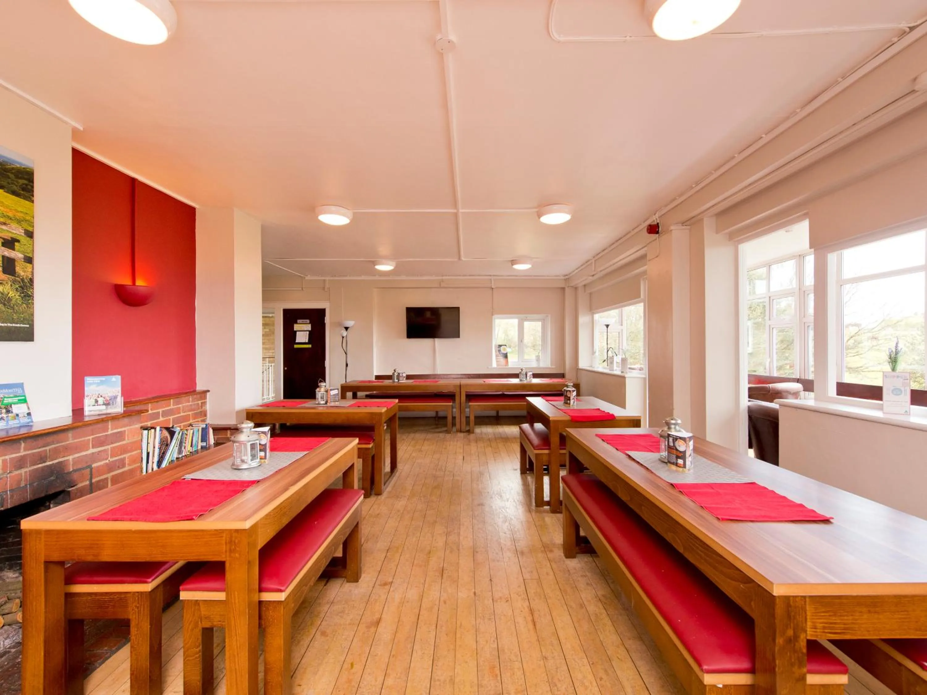 Seating area in YHA Truleigh Hill