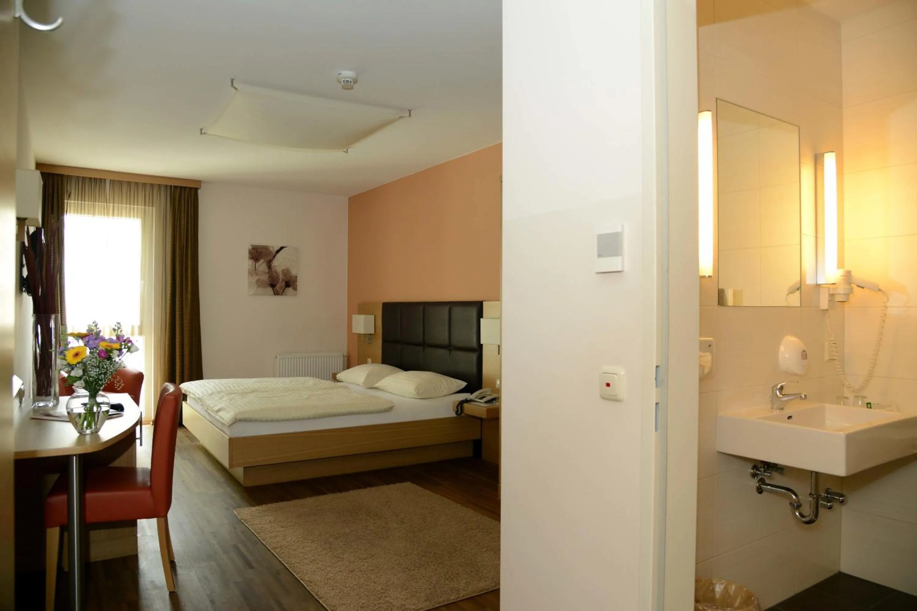 Photo of the whole room, Bed in Hotel & Restaurant Graf