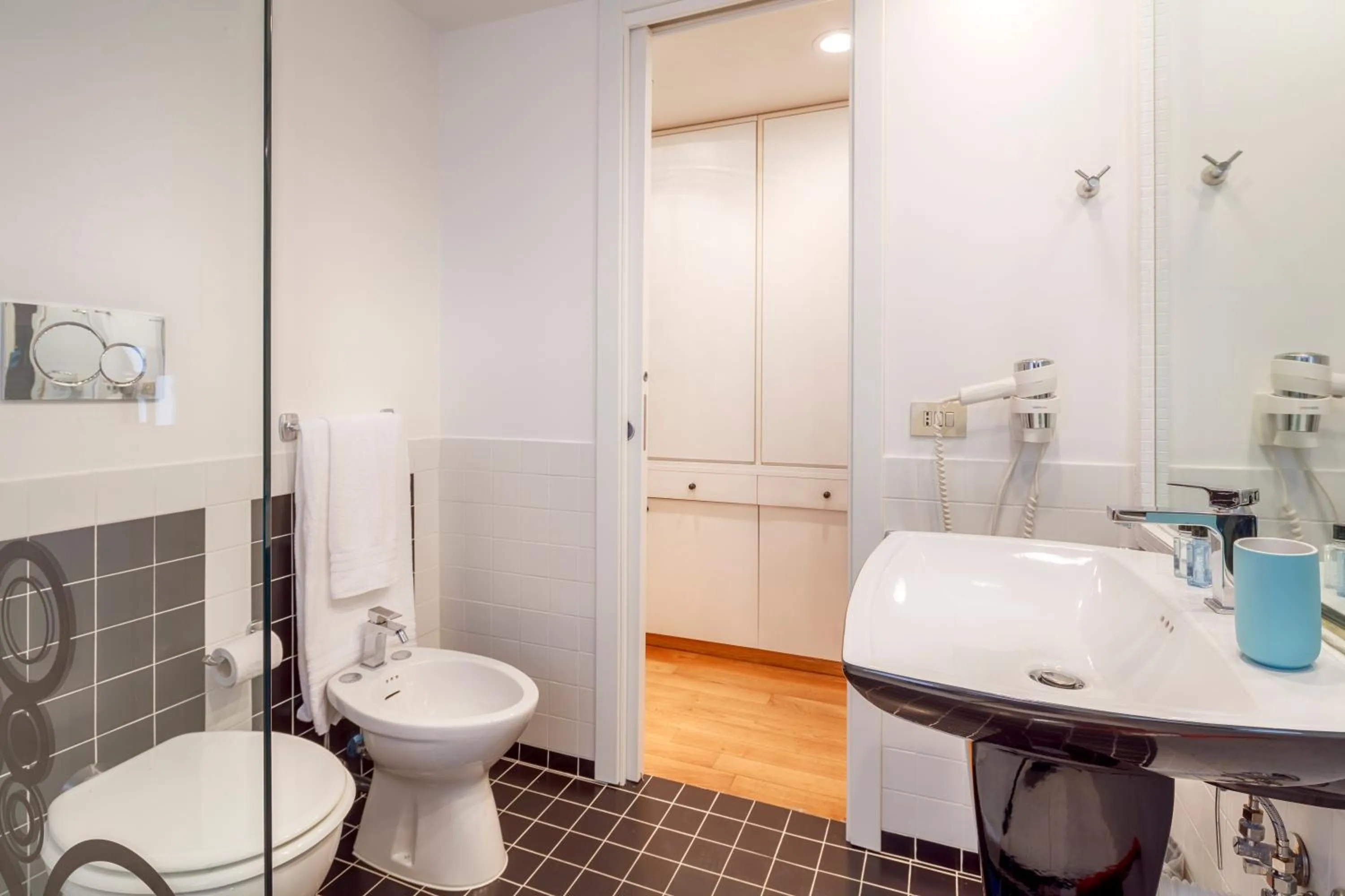 Bathroom in HT N°9 Colosseo