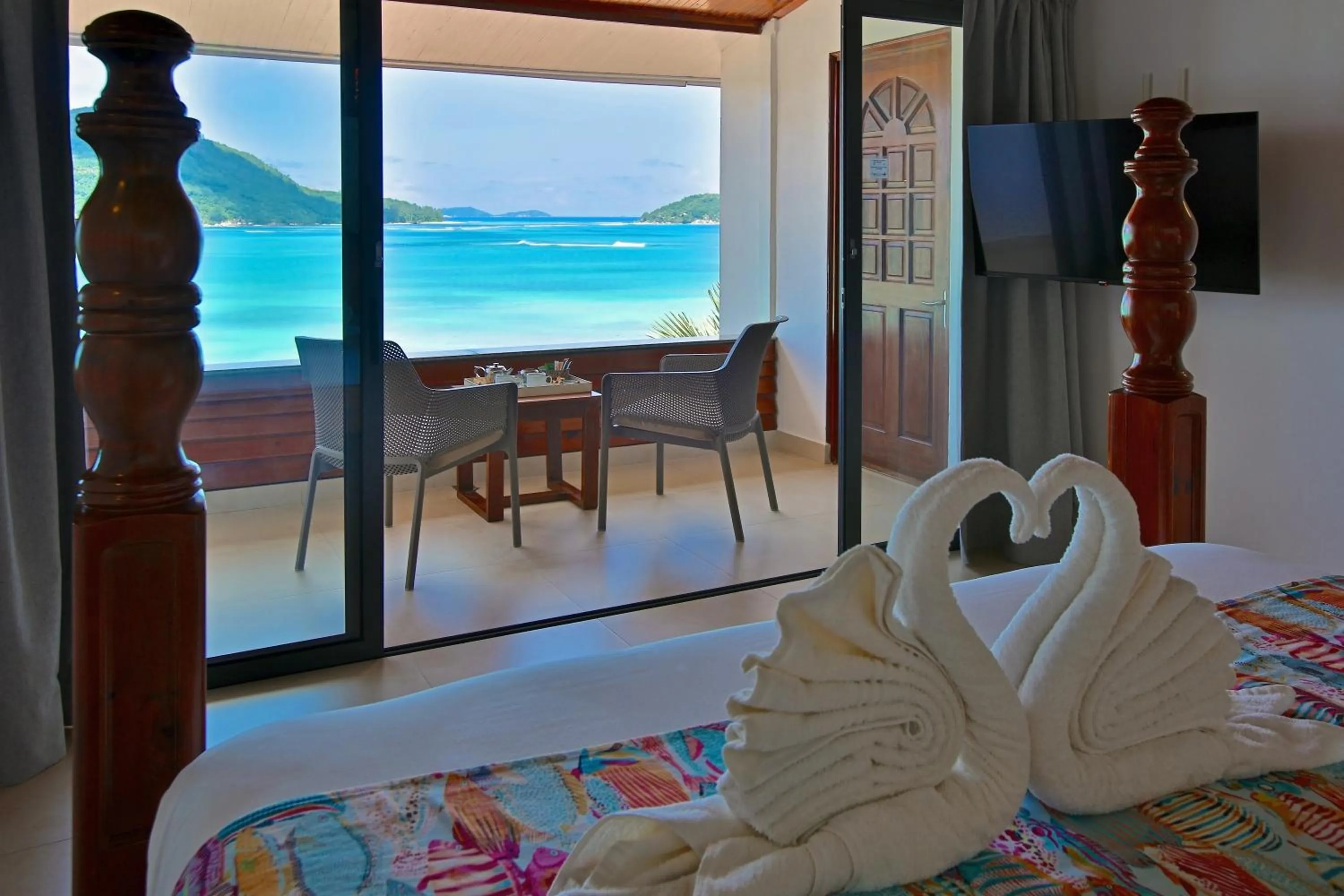 Balcony/Terrace, Bed in Colibri Hotel