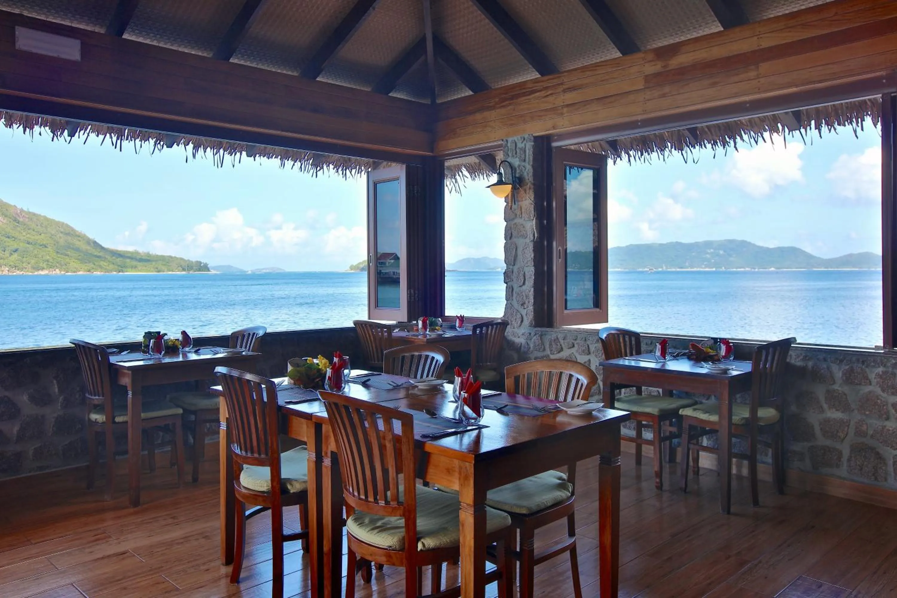 Restaurant/places to eat in Colibri Hotel