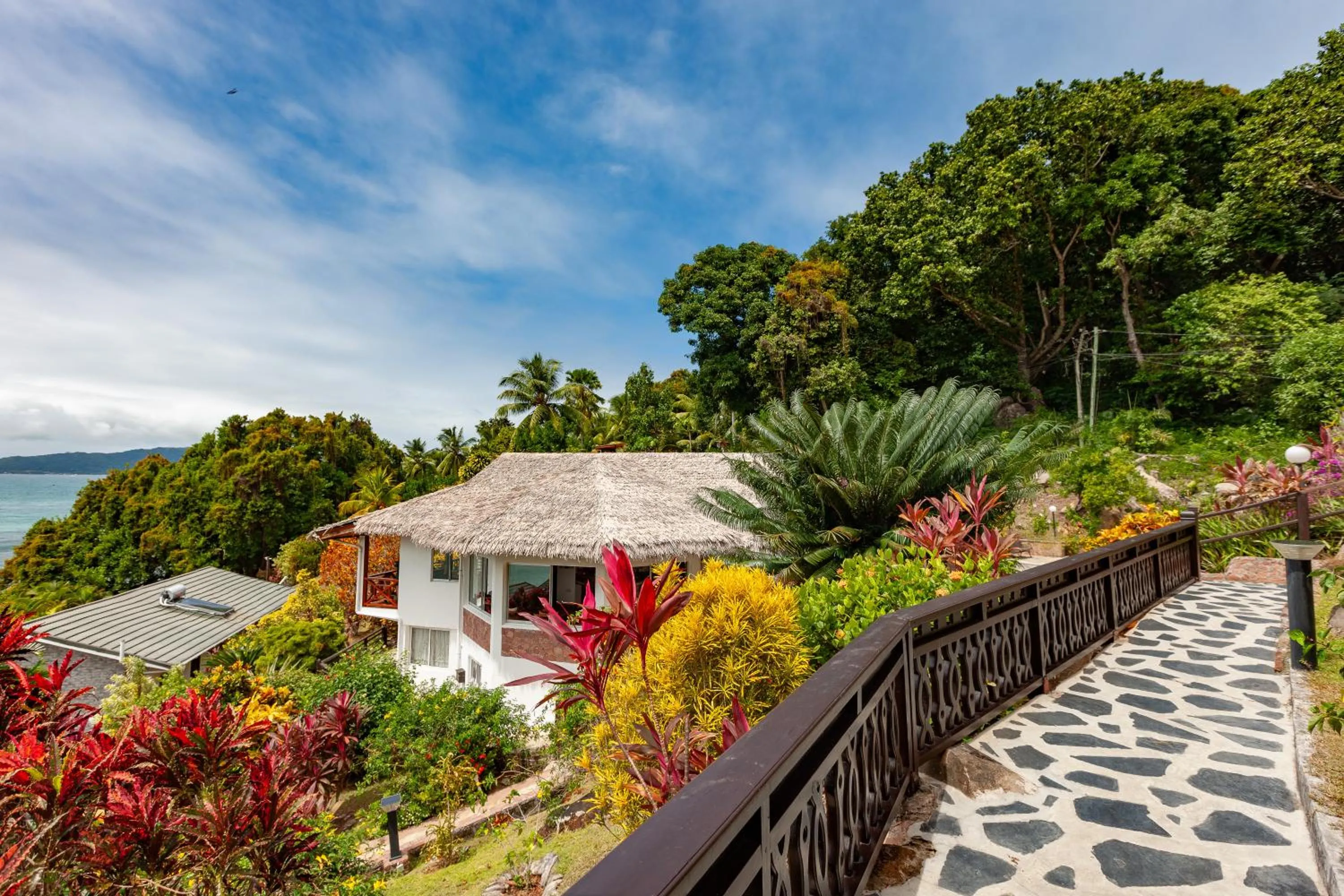 Facade/entrance in Colibri Hotel