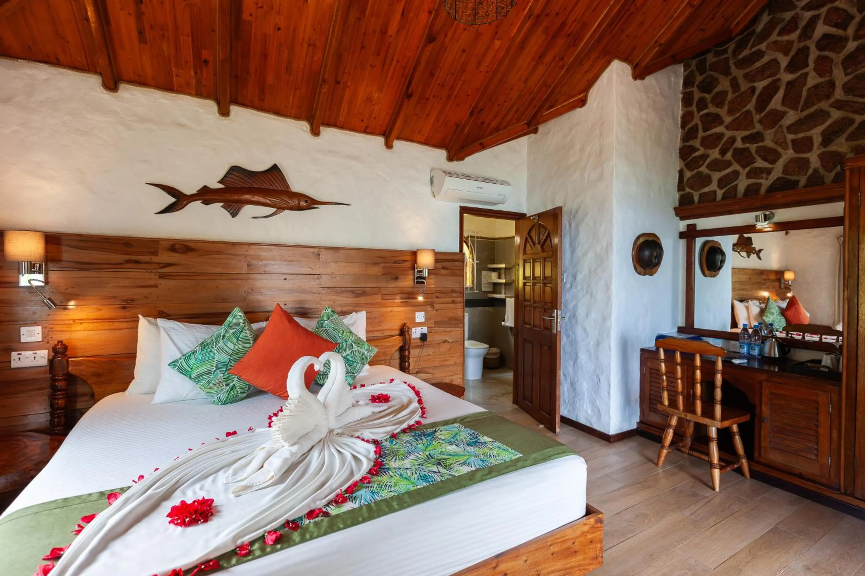 Bedroom, Bed in Colibri Hotel