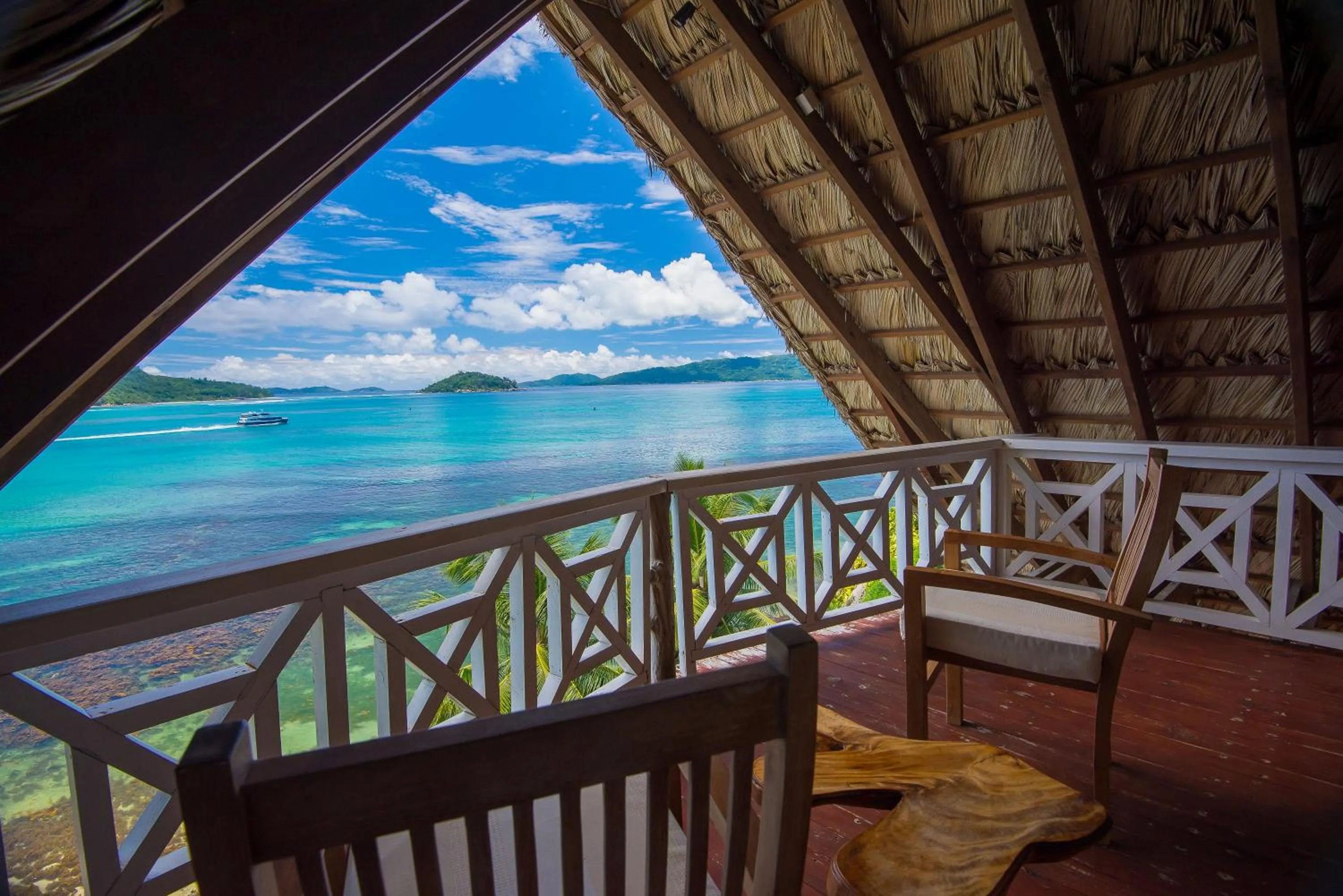 Property building in Colibri Hotel