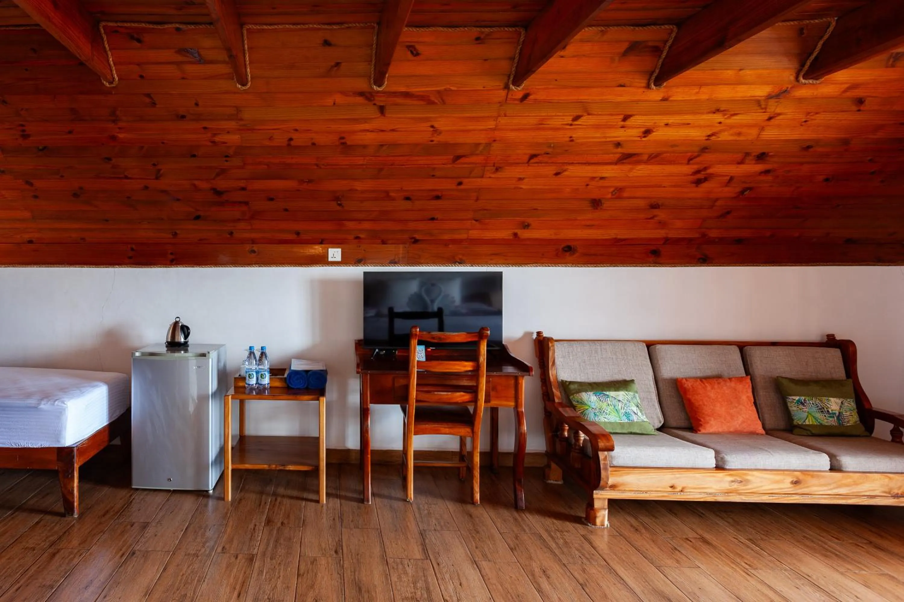 Bedroom, Bed in Colibri Hotel