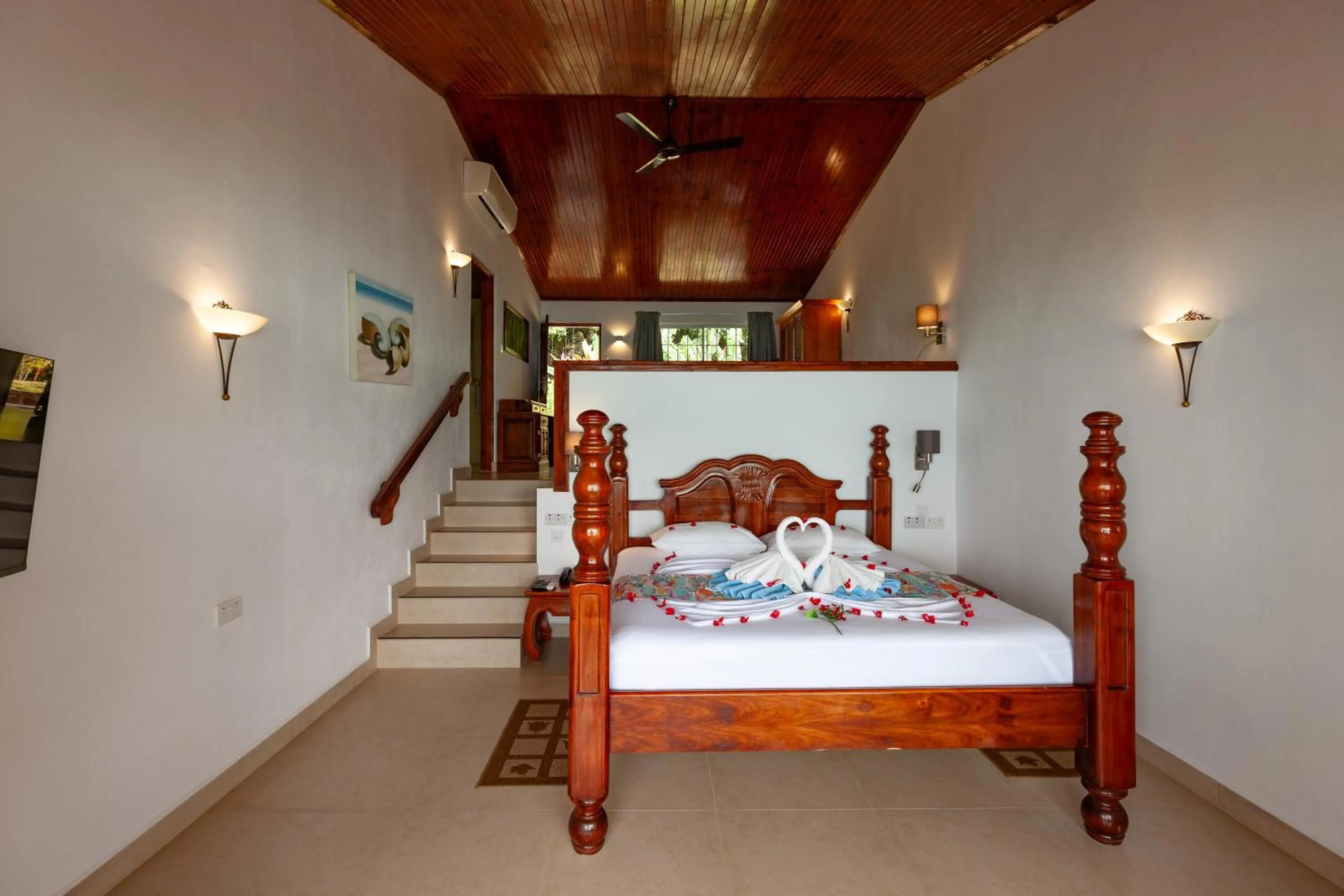 Bedroom, Bed in Colibri Hotel