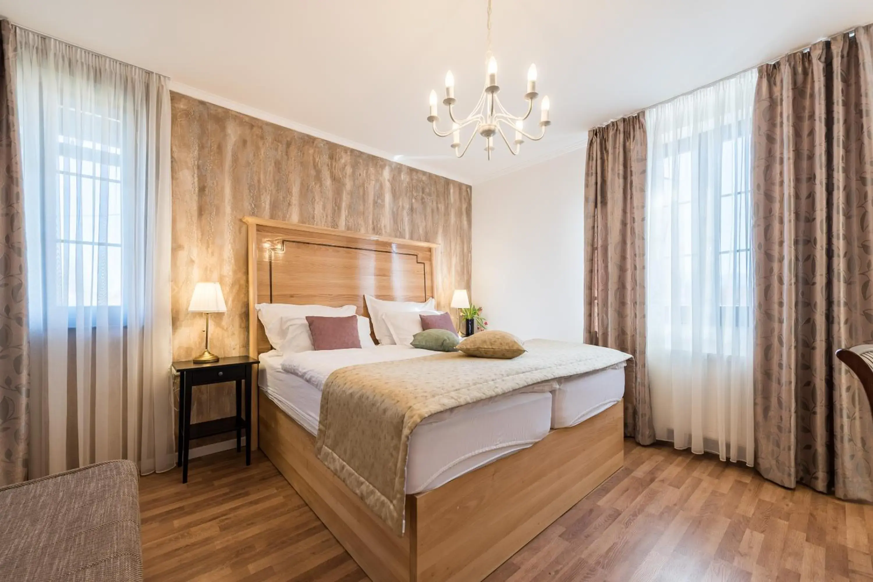 Deluxe Triple Room in Plitvice Falls Cottage Deluxe Triple Room in Plitvice Falls Cottage