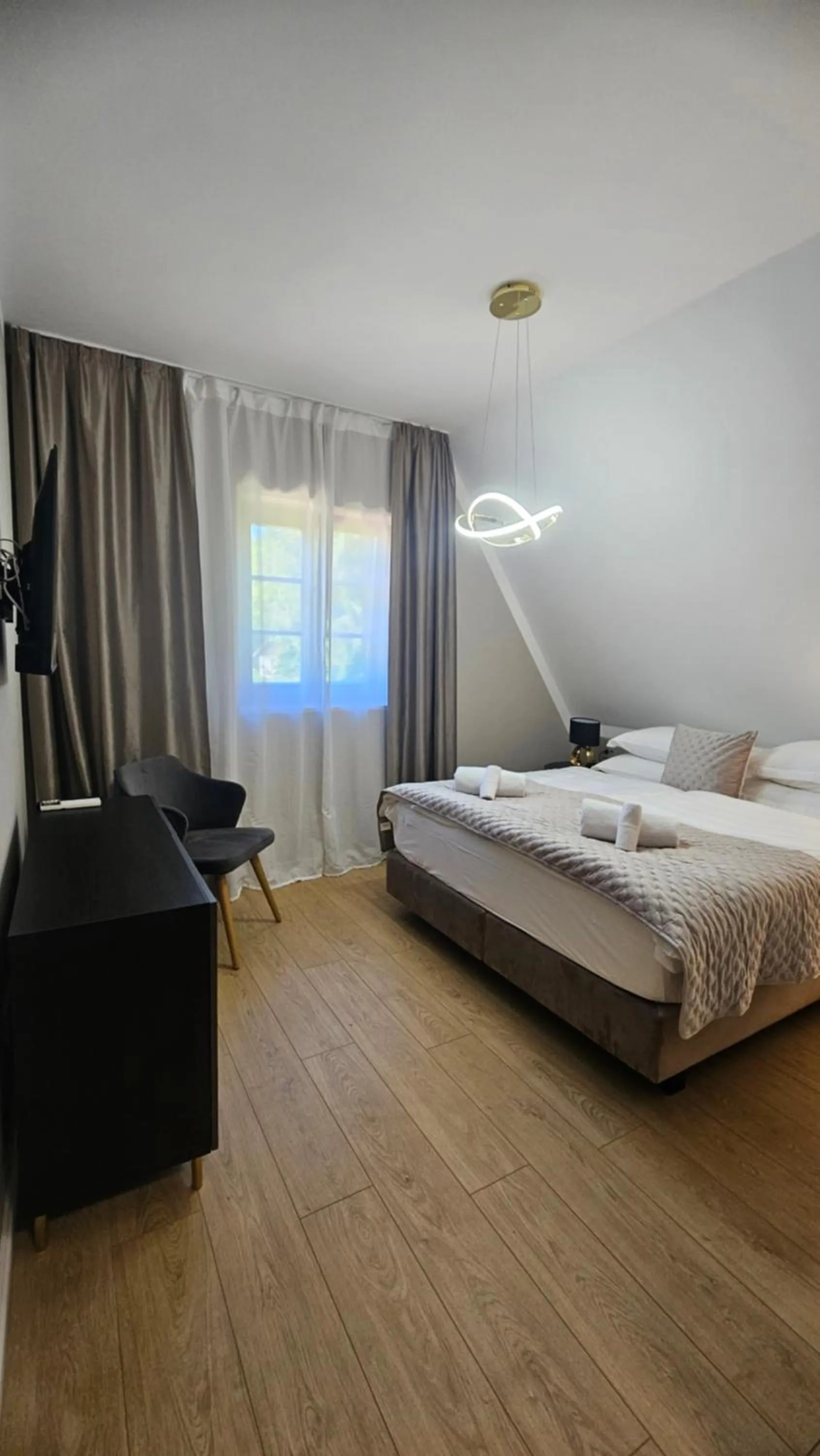 Superior Double Room in Plitvice Falls Cottage - Luxury rooms & Dinner