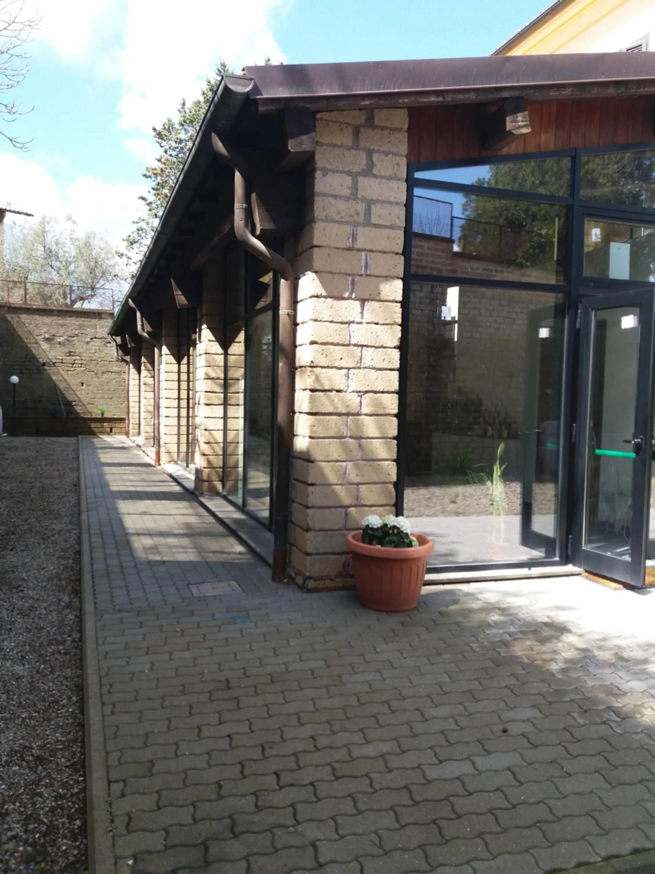 Property building in ostello ortensi