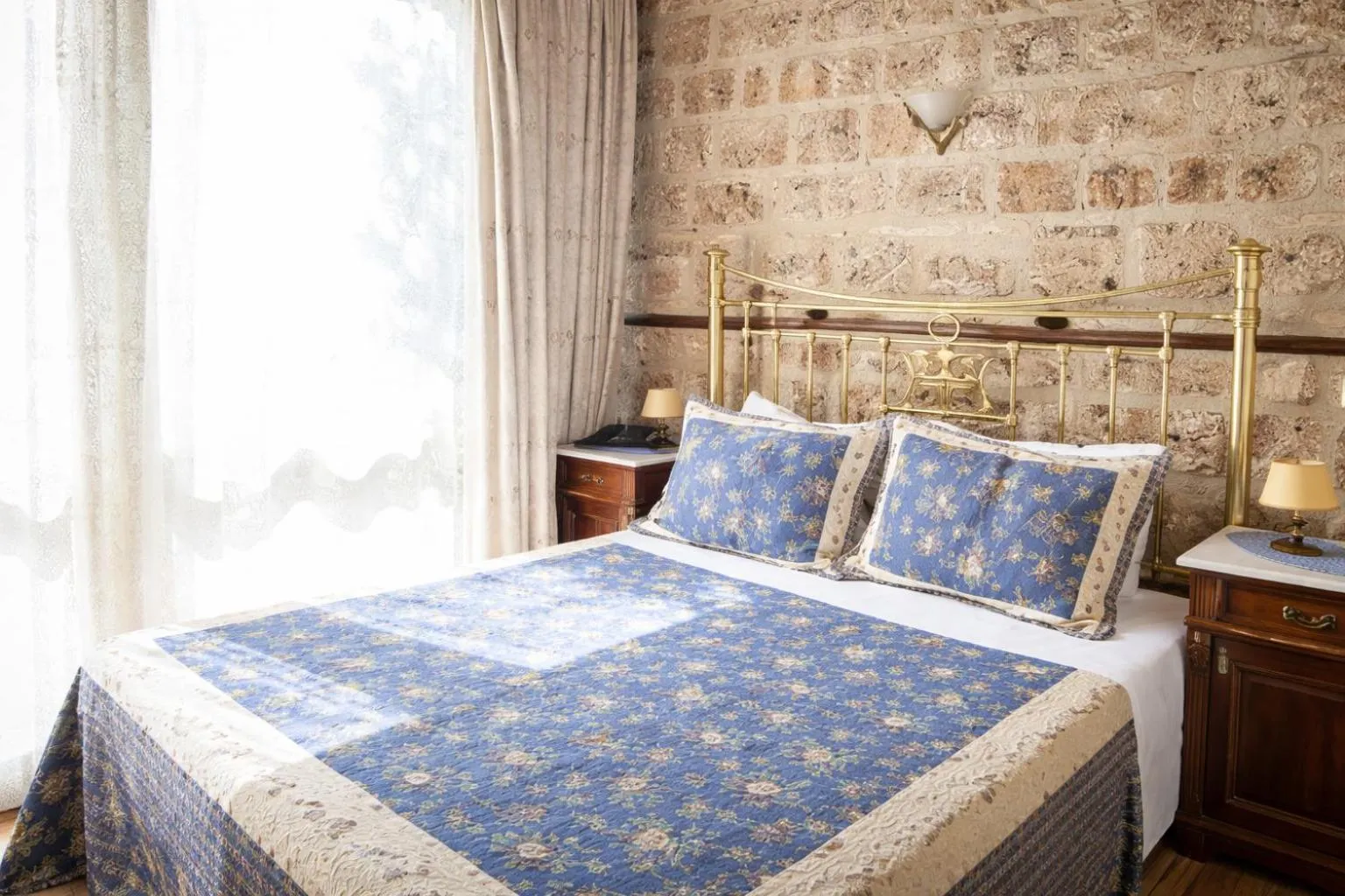 Bed in Hagiati Guesthouse - Edessa Cozy Mountain Retreat