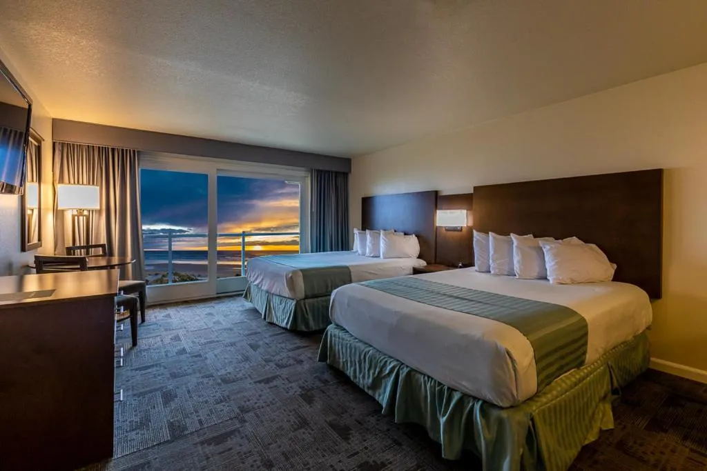 Bed in Driftwood Shores Resort