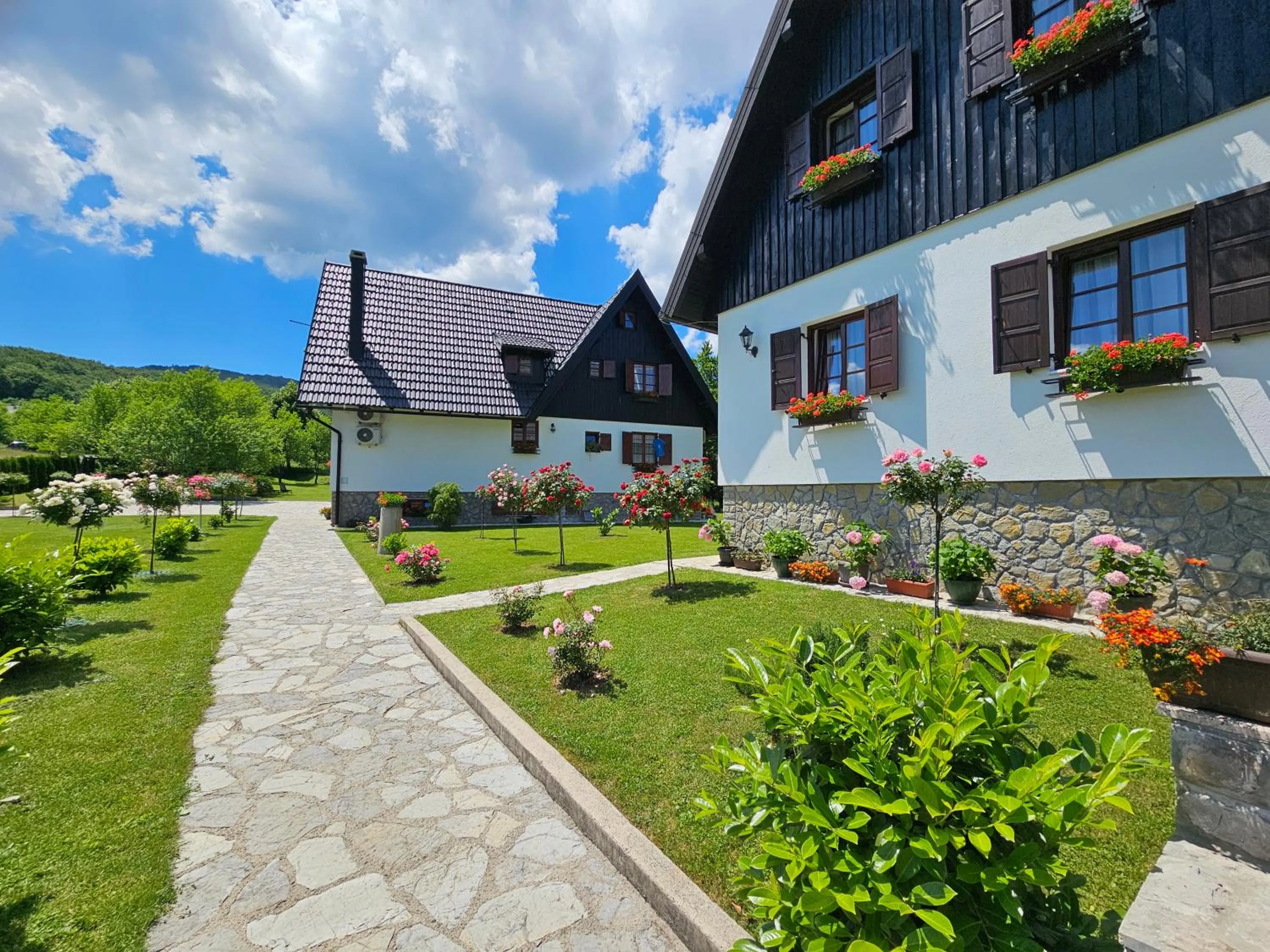 Property building in Pansion Breza