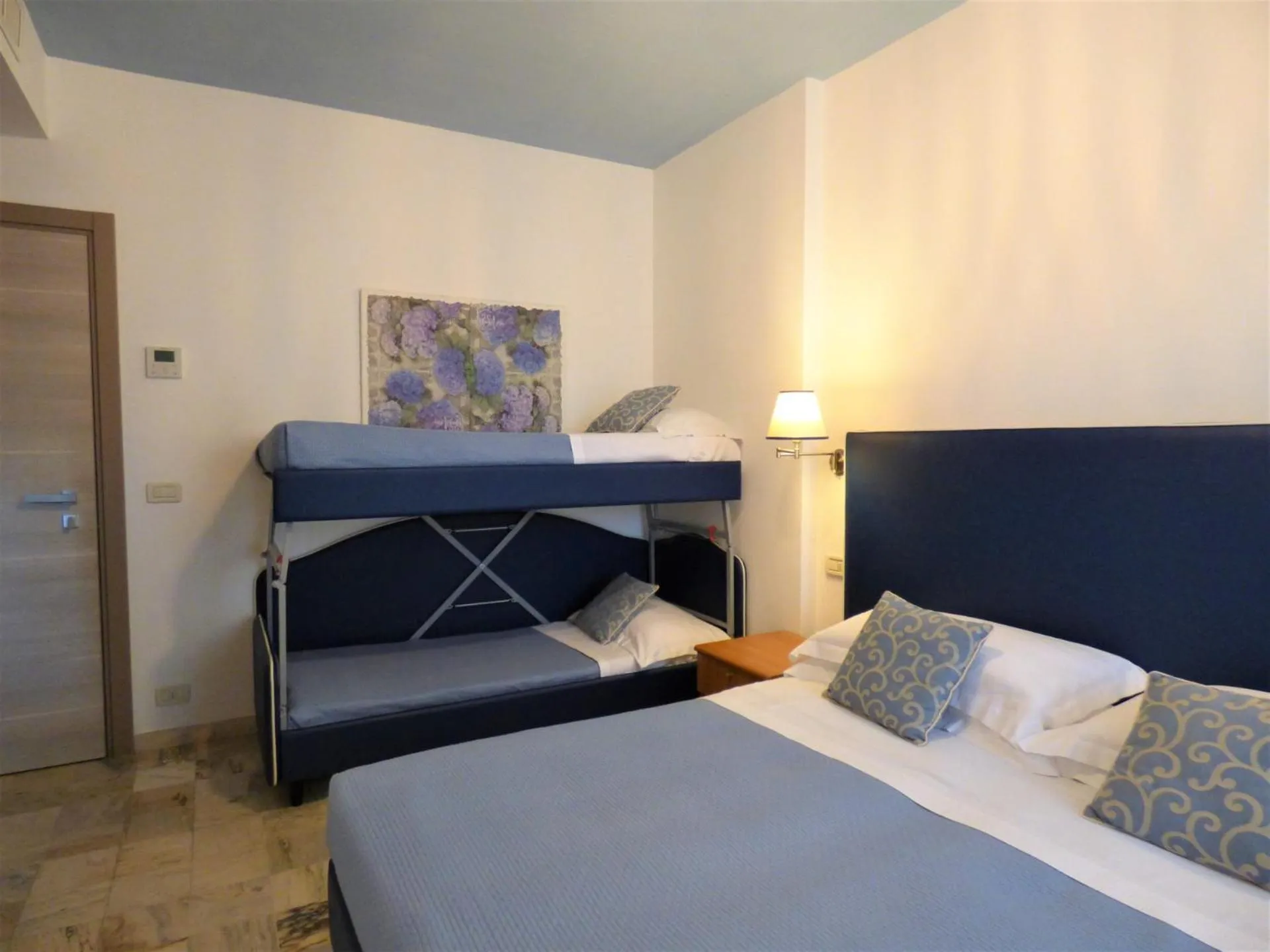 Bed in Hotel Giulio Cesare