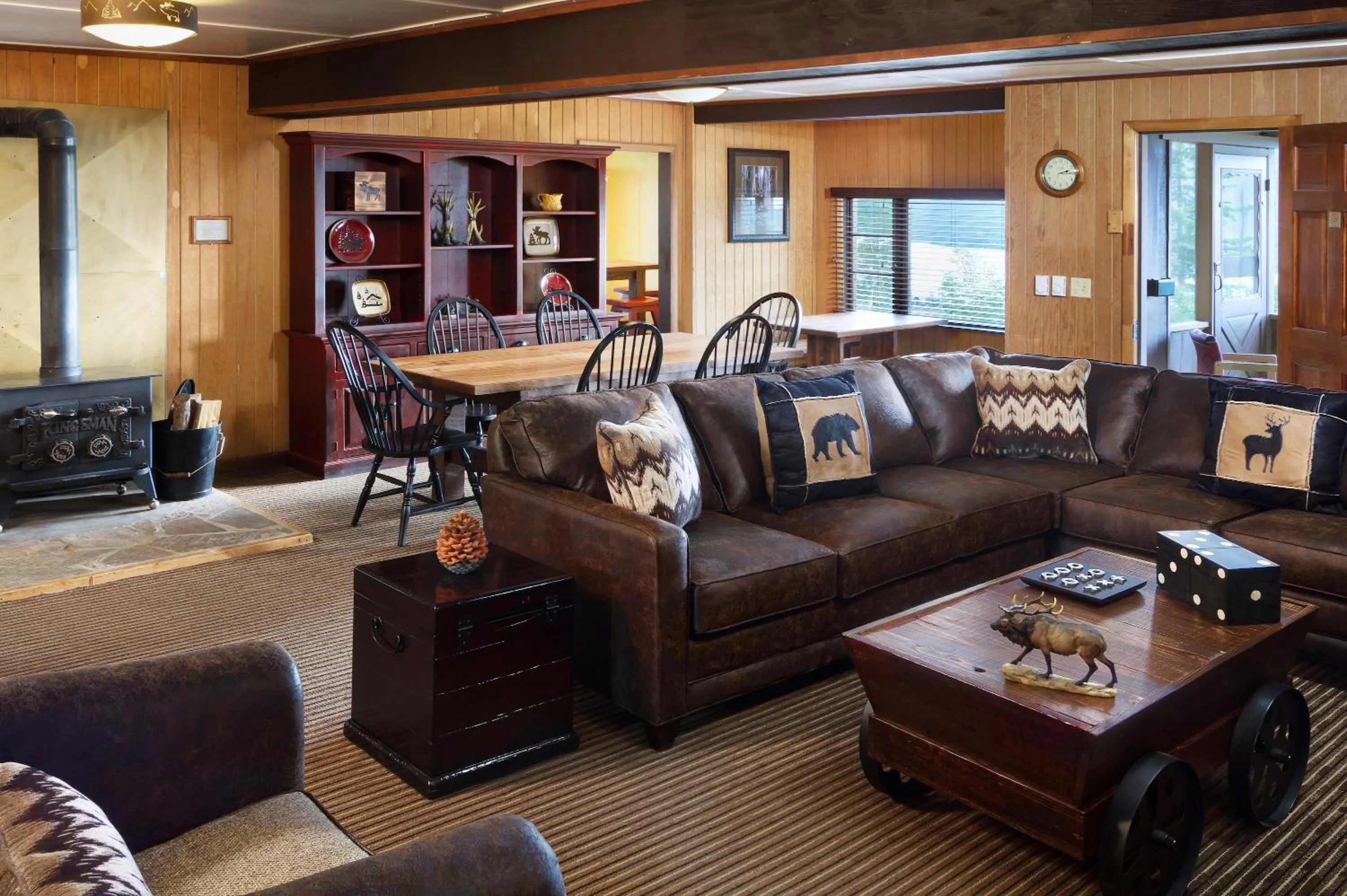 Seating area in Grand Lake Lodge