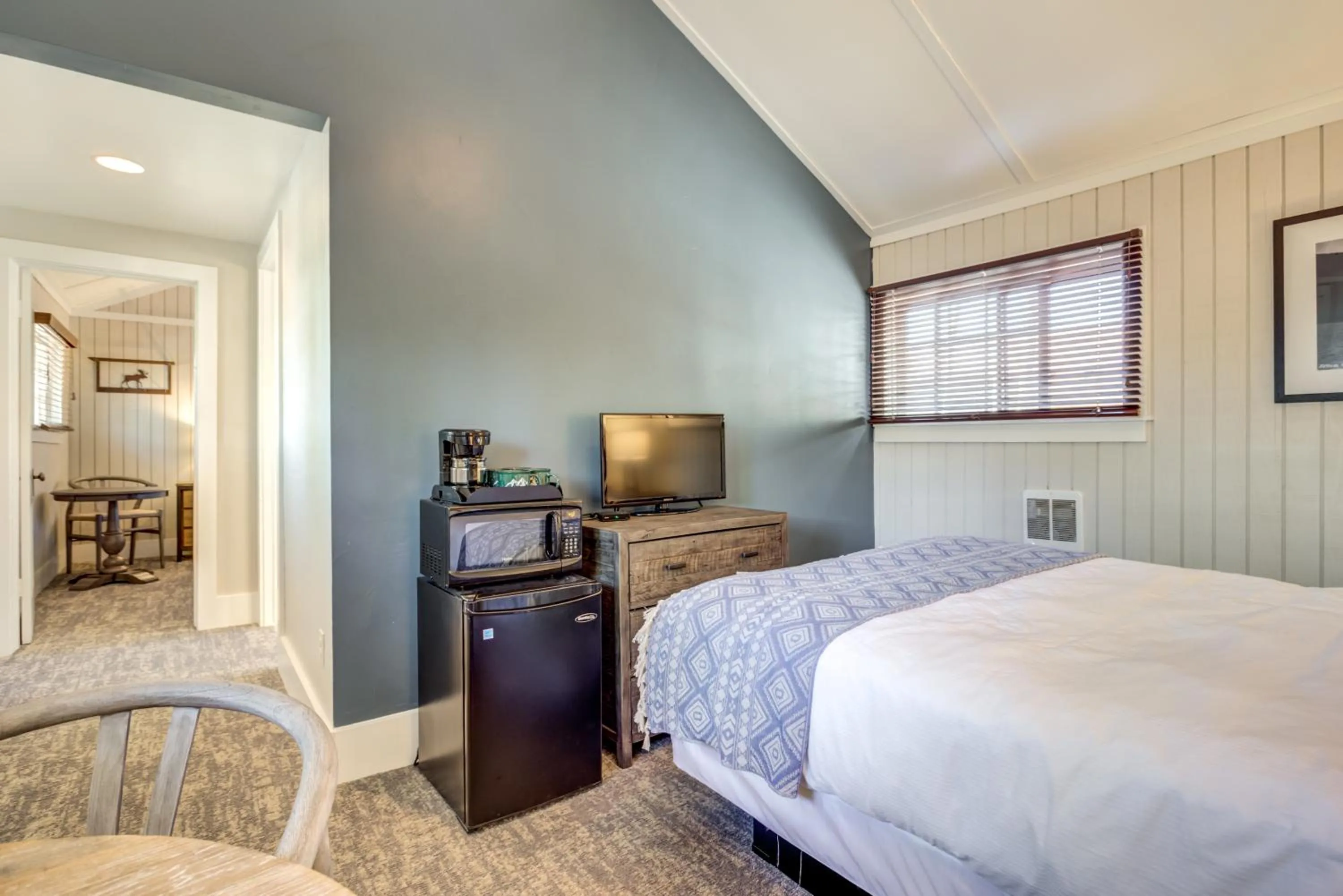 Bed in Grand Lake Lodge