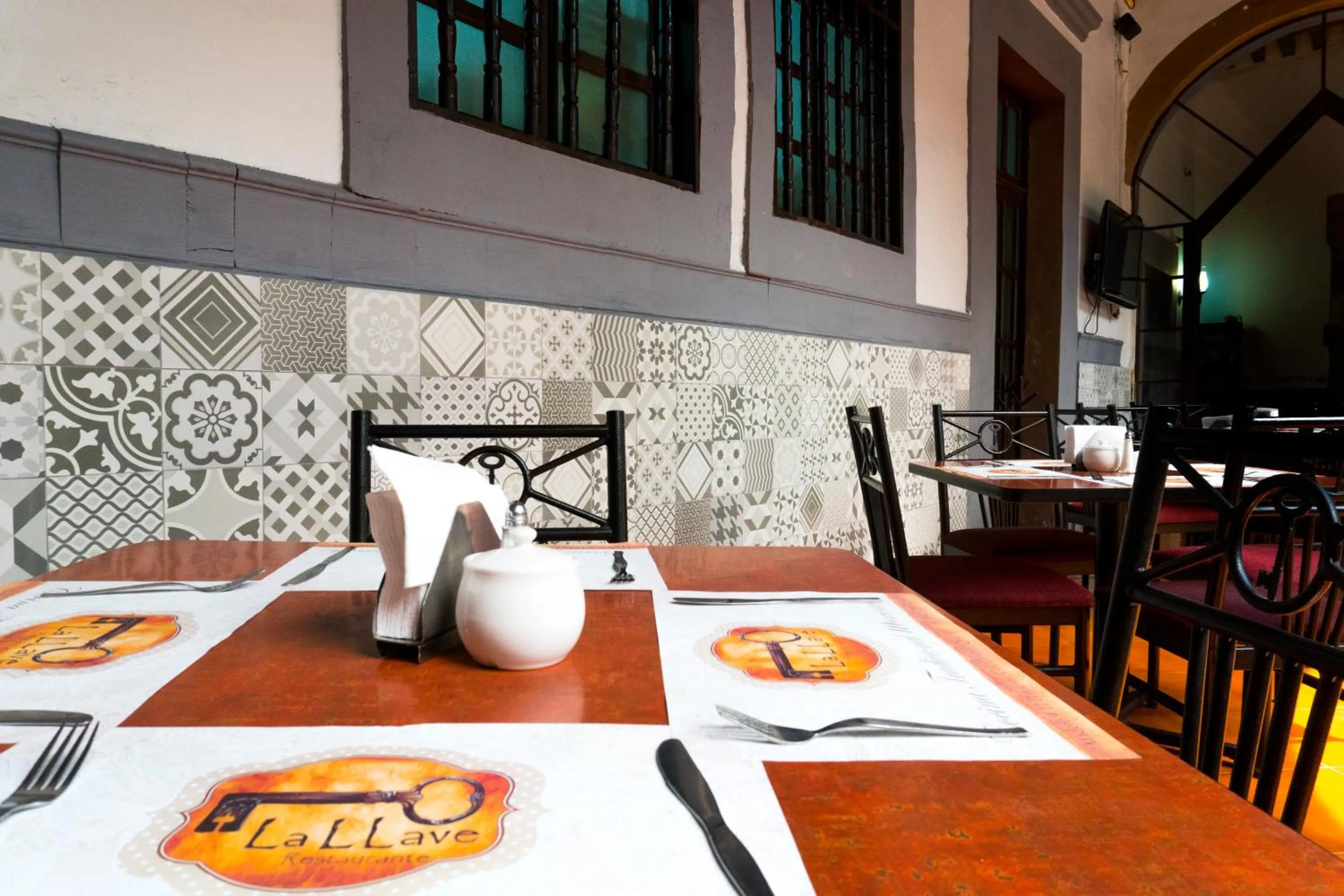 Restaurant/places to eat in Hotel Hidalgo