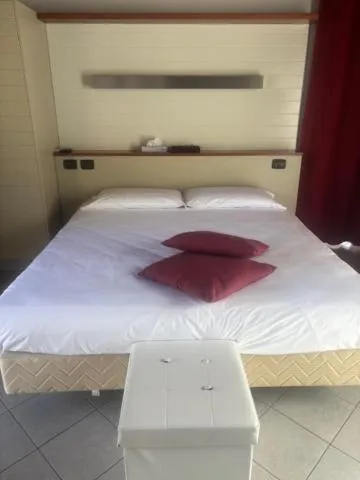 Bed in Albavillage Rooms & Camping