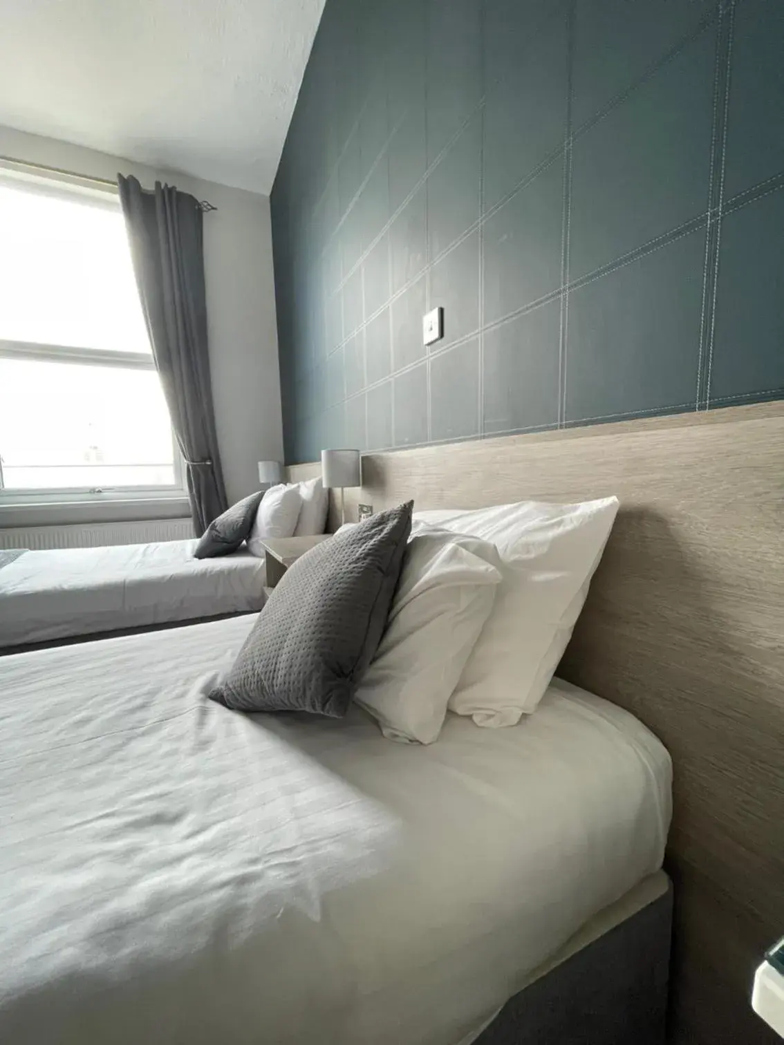 Standard Twin Room in The Whittington and Cat Standard Twin Room in The Whittington and Cat