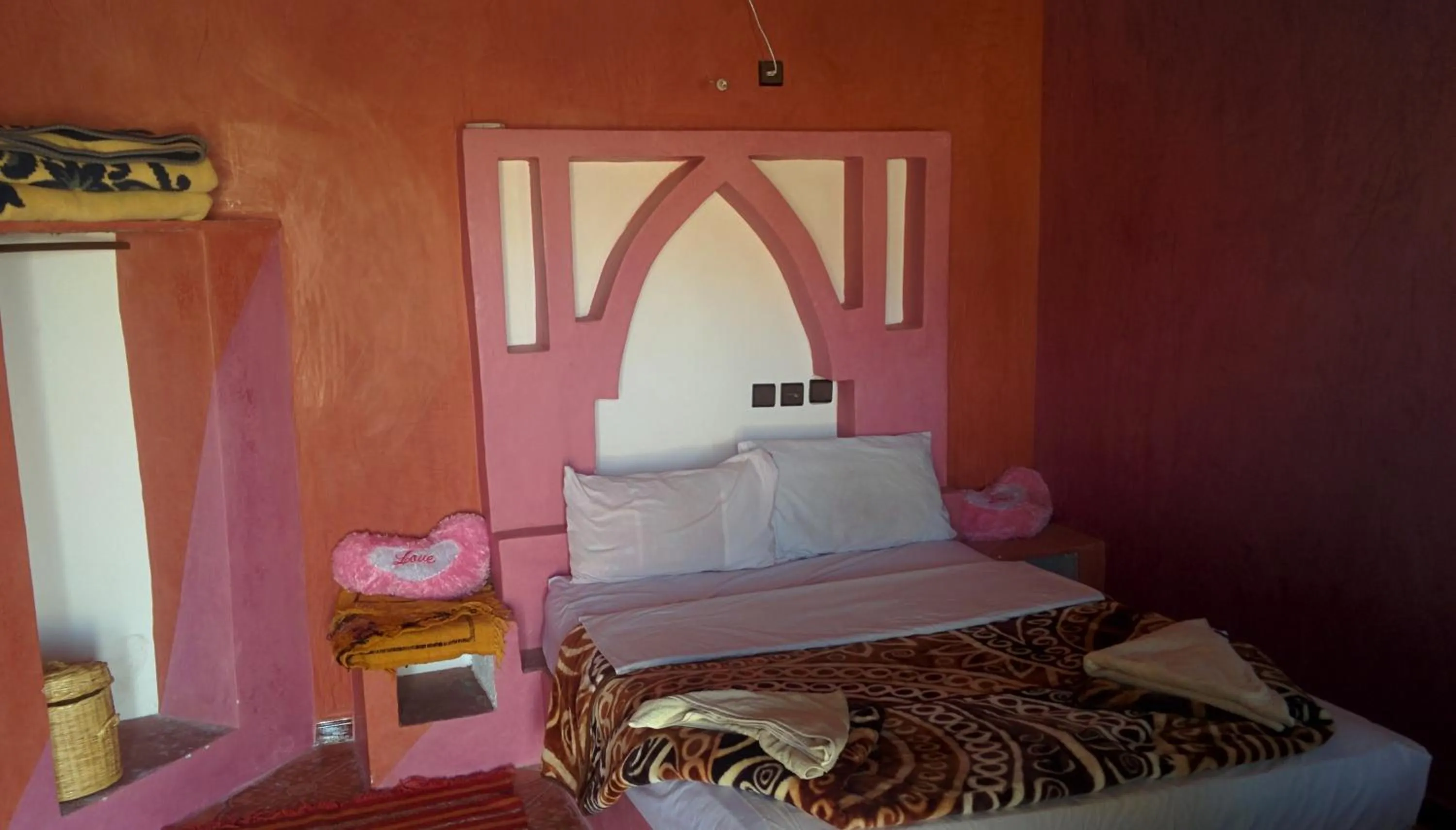 bunk bed, Bed in Auberge Camping BOUGAFER Tamtetoucht