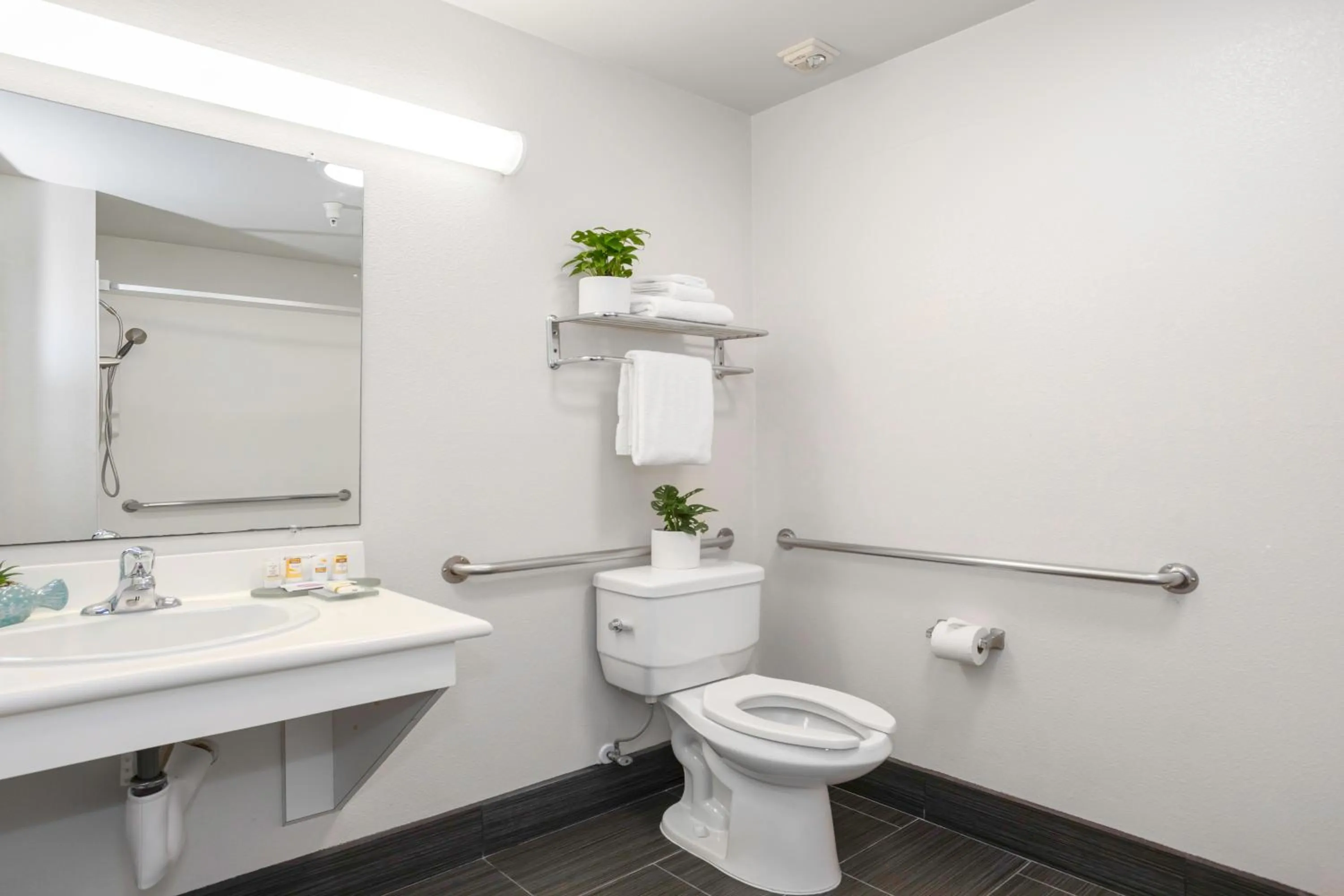 Shower in The Hotel Oceanside