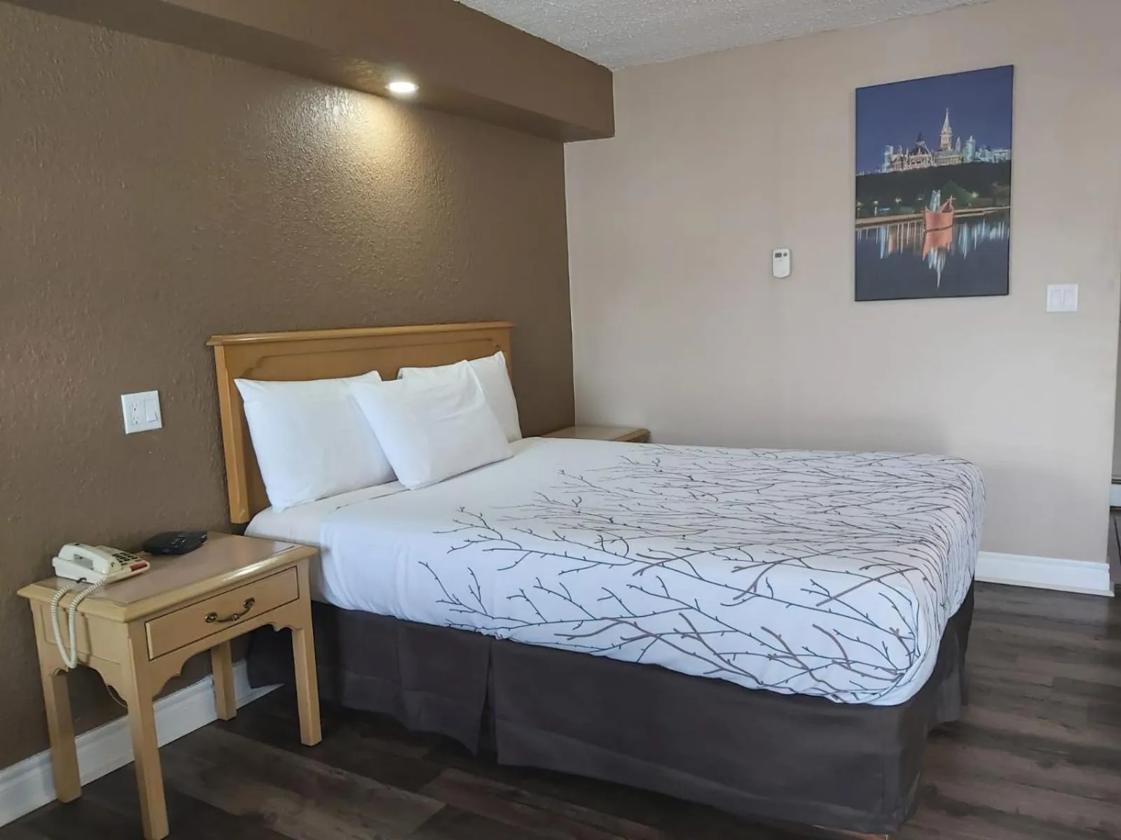 Bed in Arnprior Motor Inn