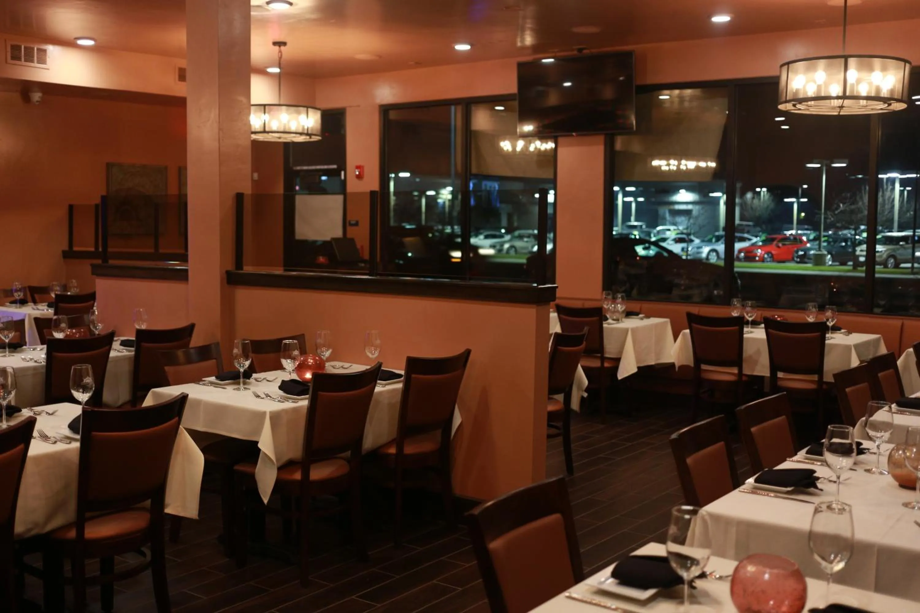 Restaurant/places to eat in Travelers Inn Manteca