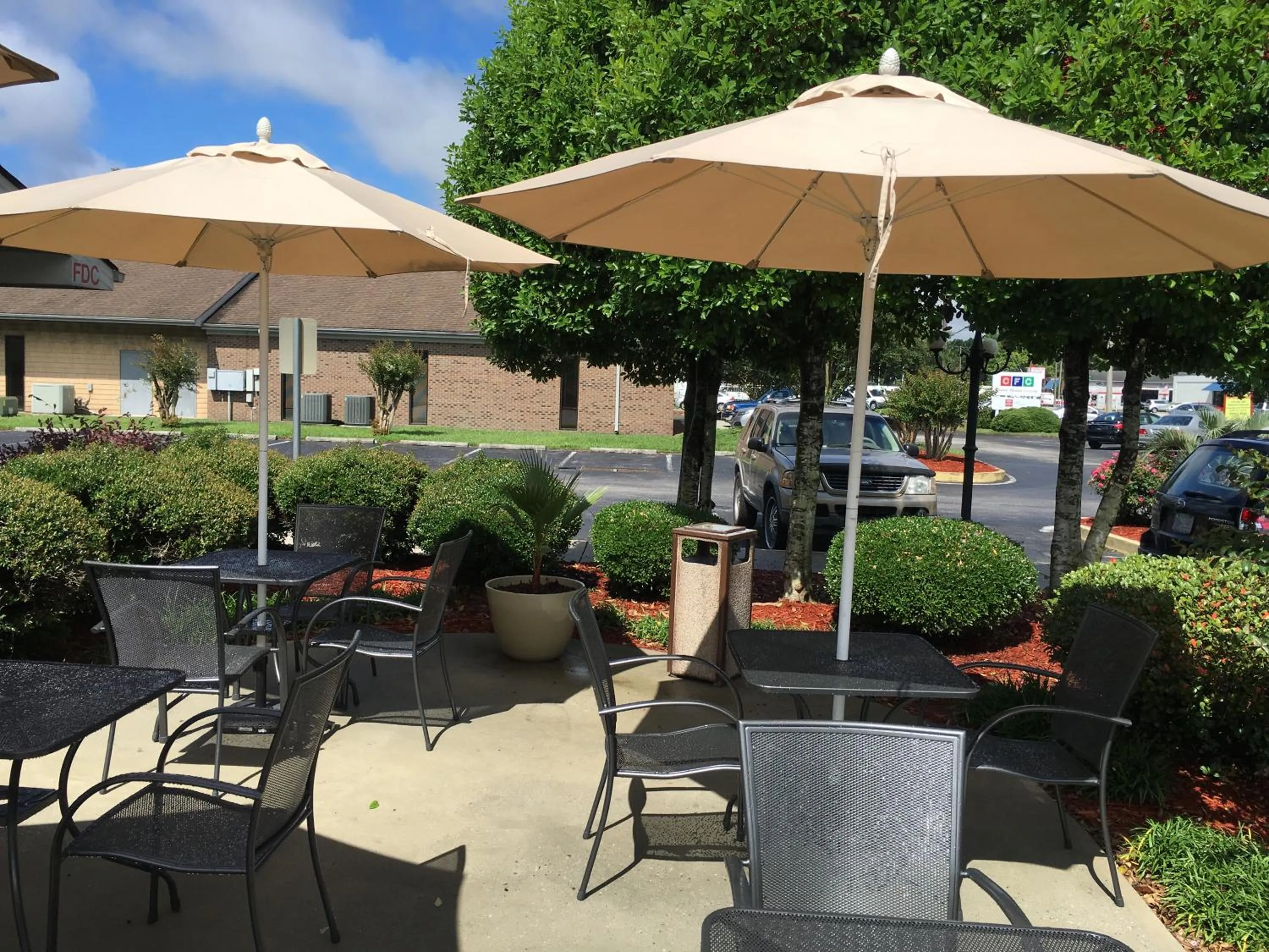 Patio in Coastal Inn & Suites