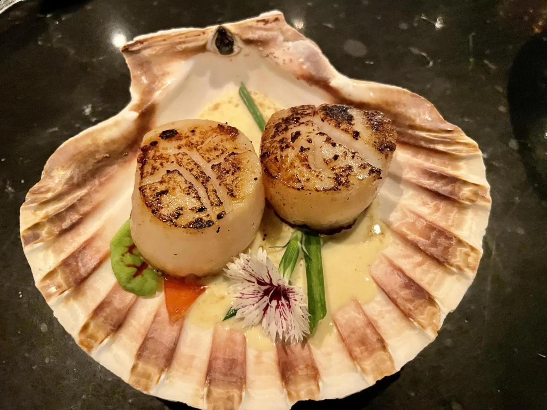 Restaurant/places to eat in Domaine Jolivent