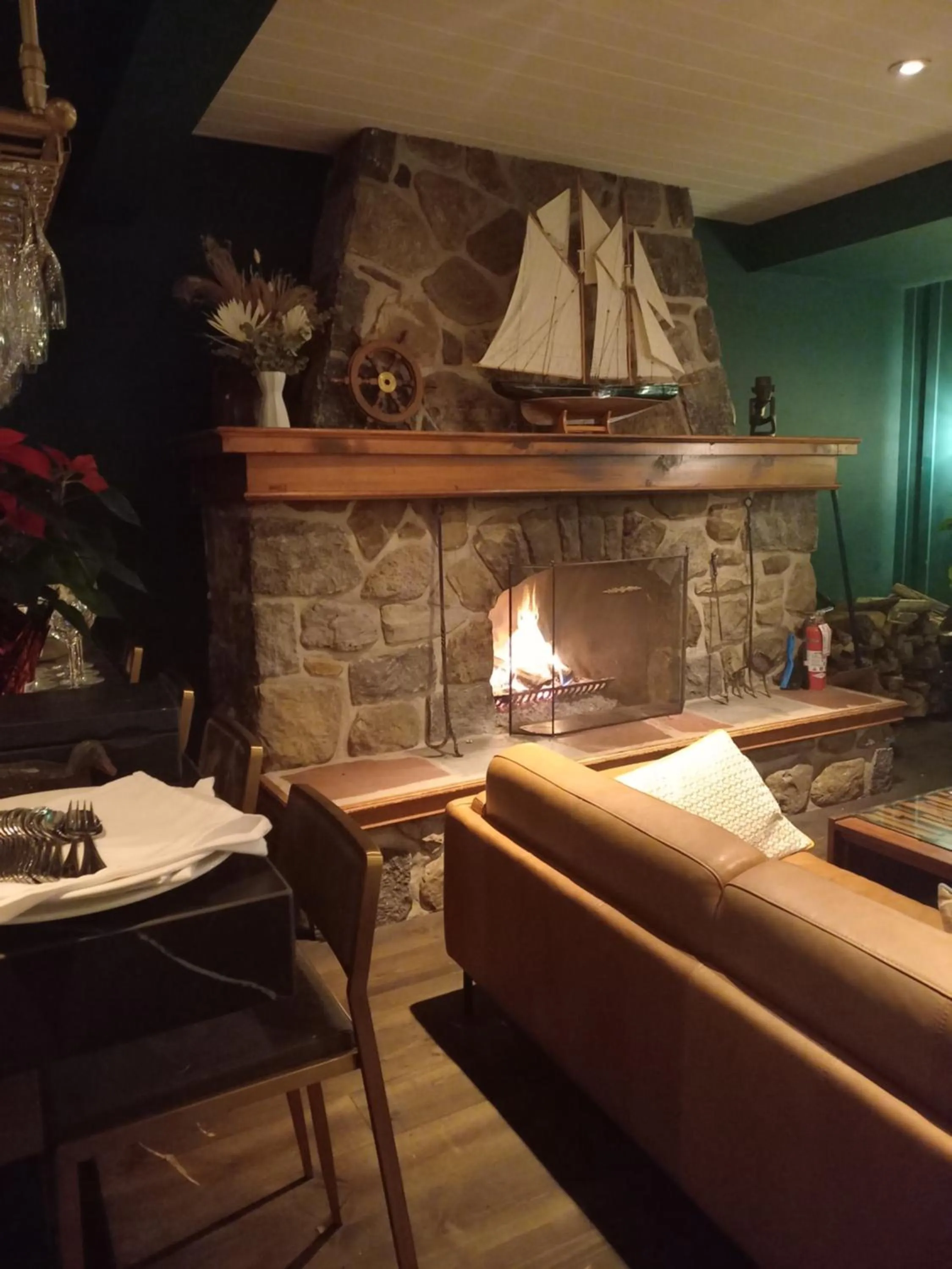 Restaurant/places to eat in Domaine Jolivent