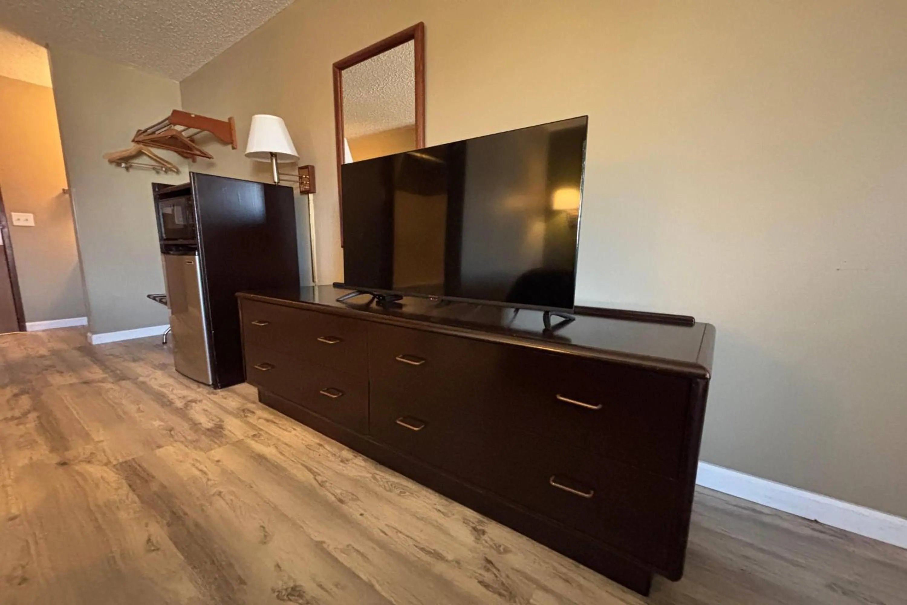 Photo of the whole room in Super 8 by Wyndham Normal Bloomington