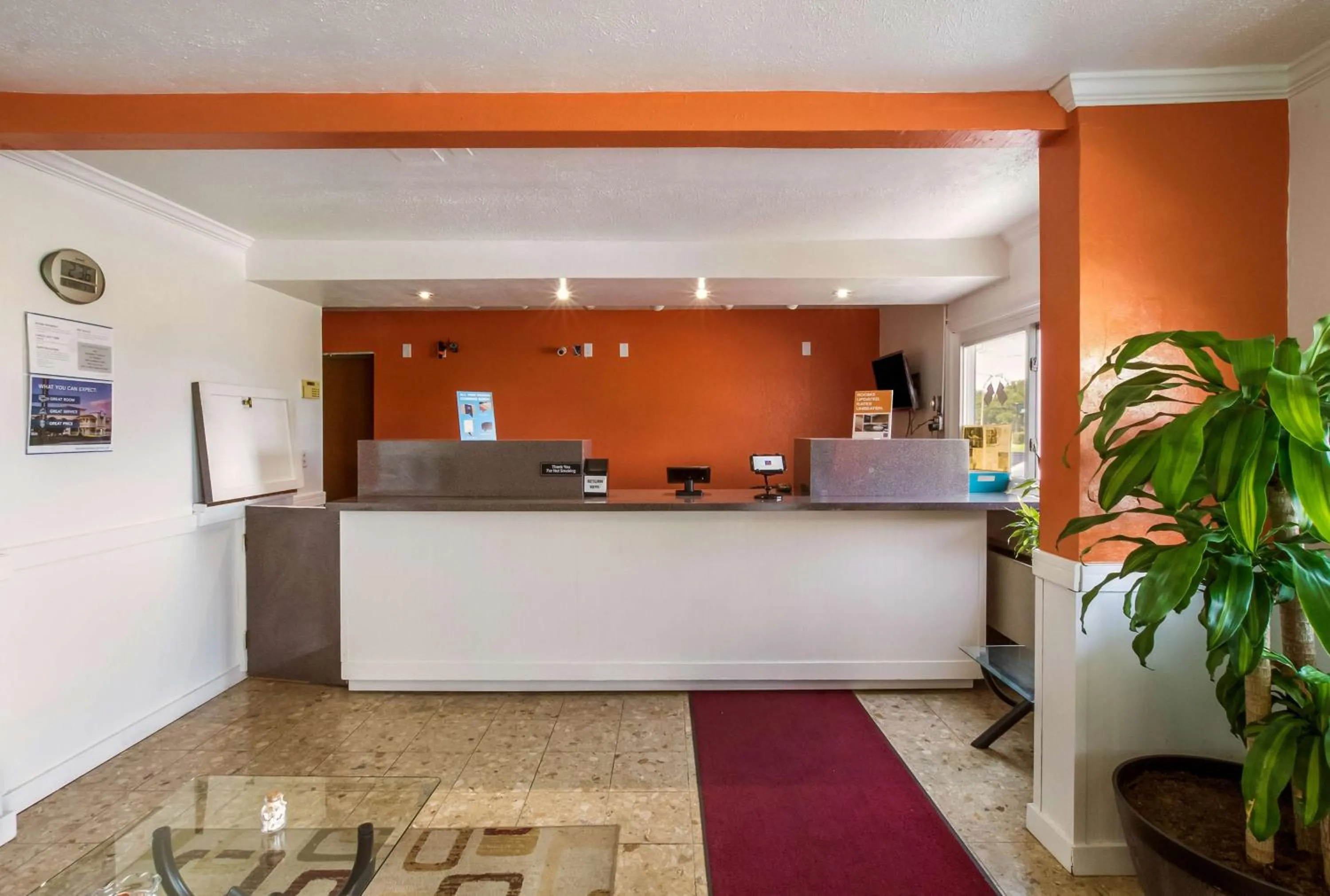 Lobby or reception in Motel 6-Rossford, OH