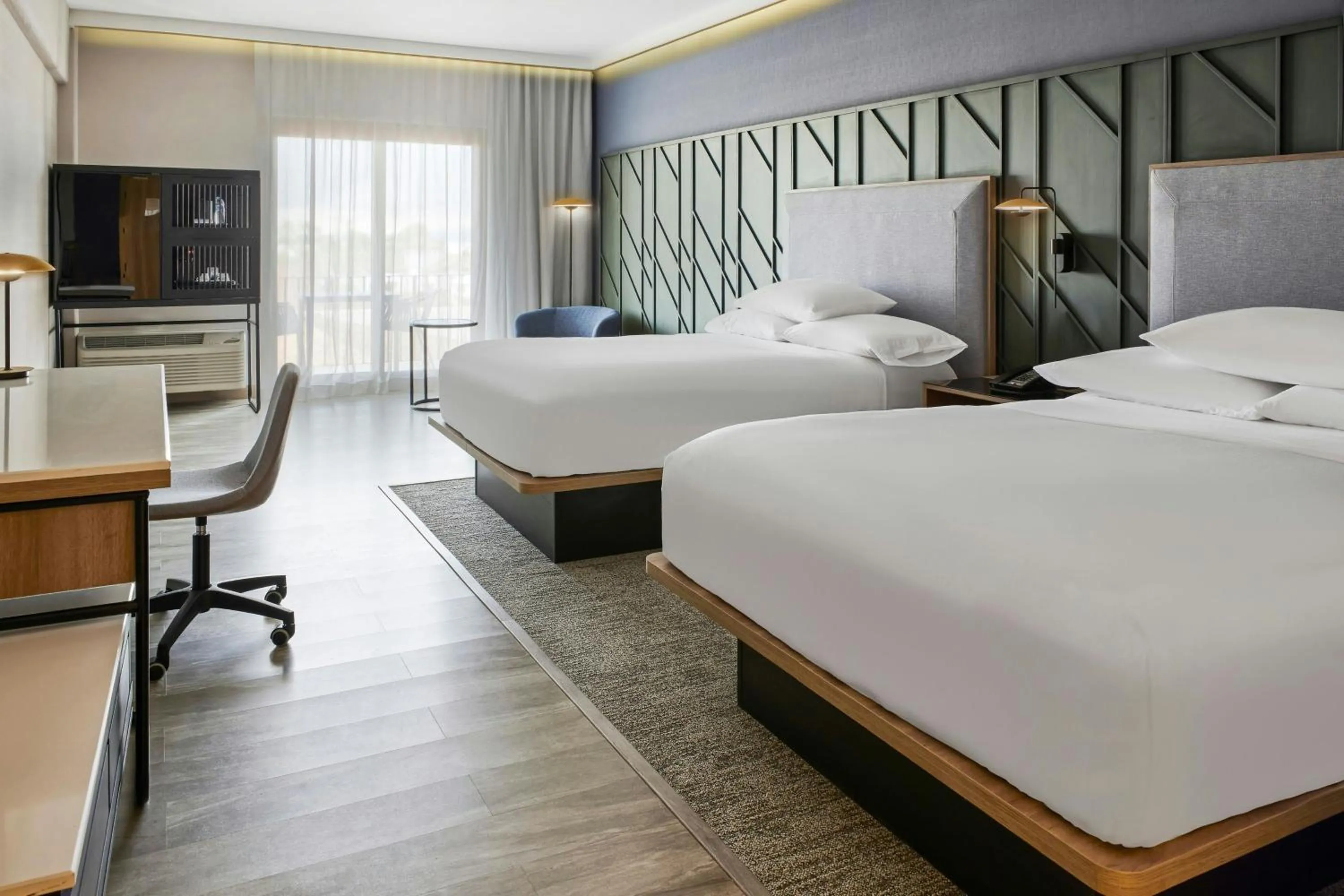 Photo of the whole room, Bed in Courtyard by Marriott San Jose Escazu