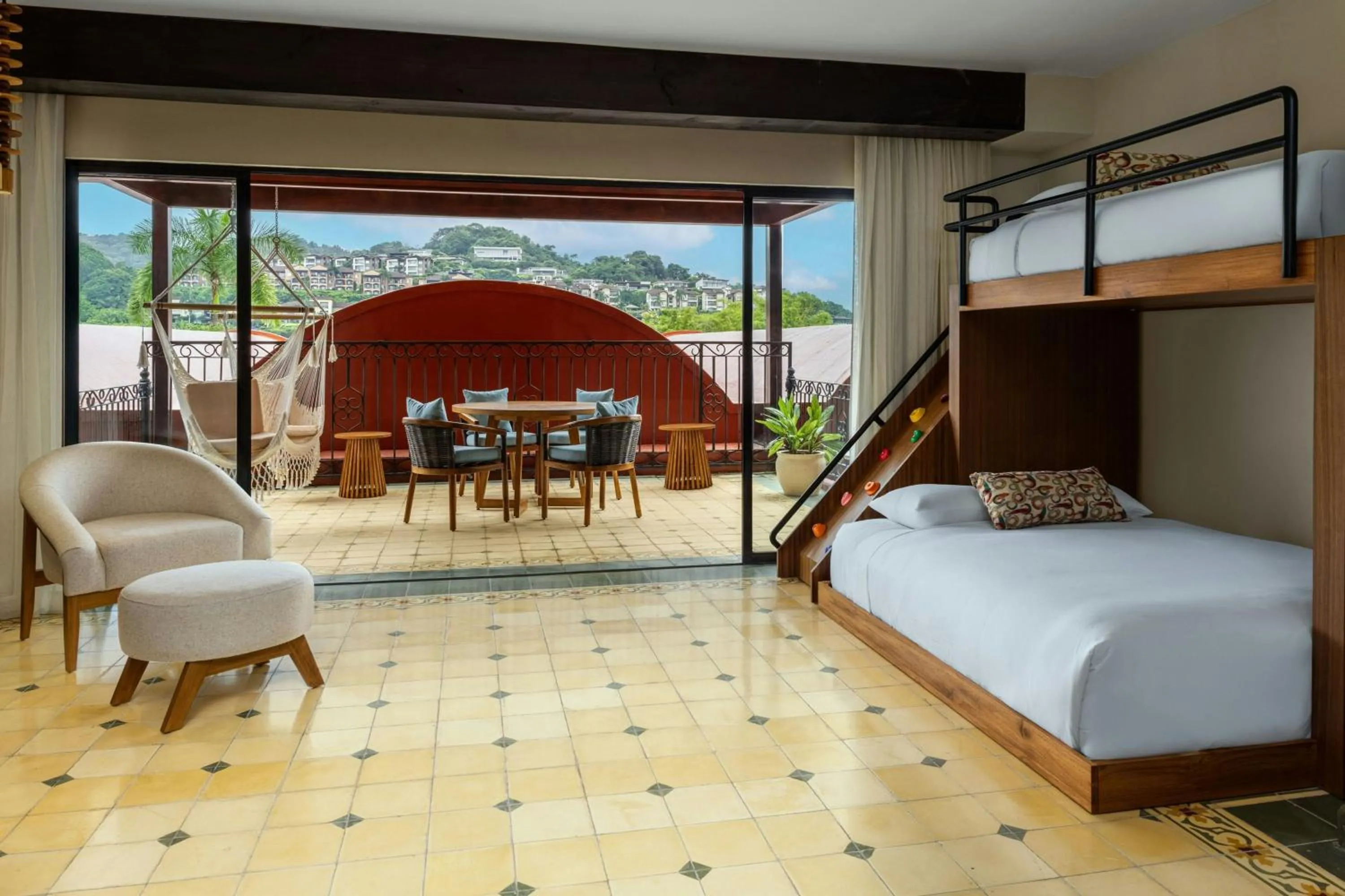Photo of the whole room, Bed in Los Sueños Marriott Ocean & Golf Resort