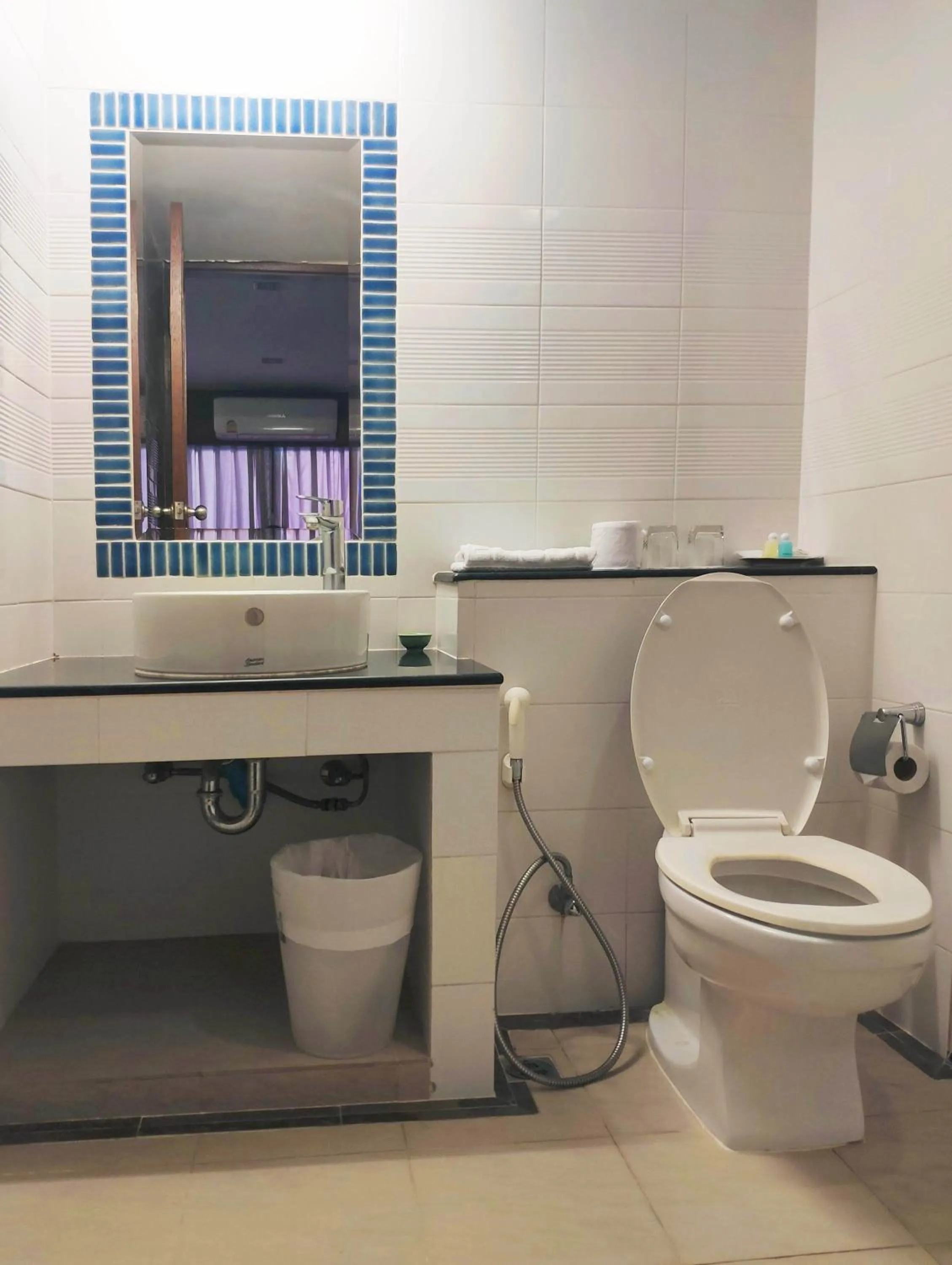 Toilet in Mayflower Grande Chiang Mai