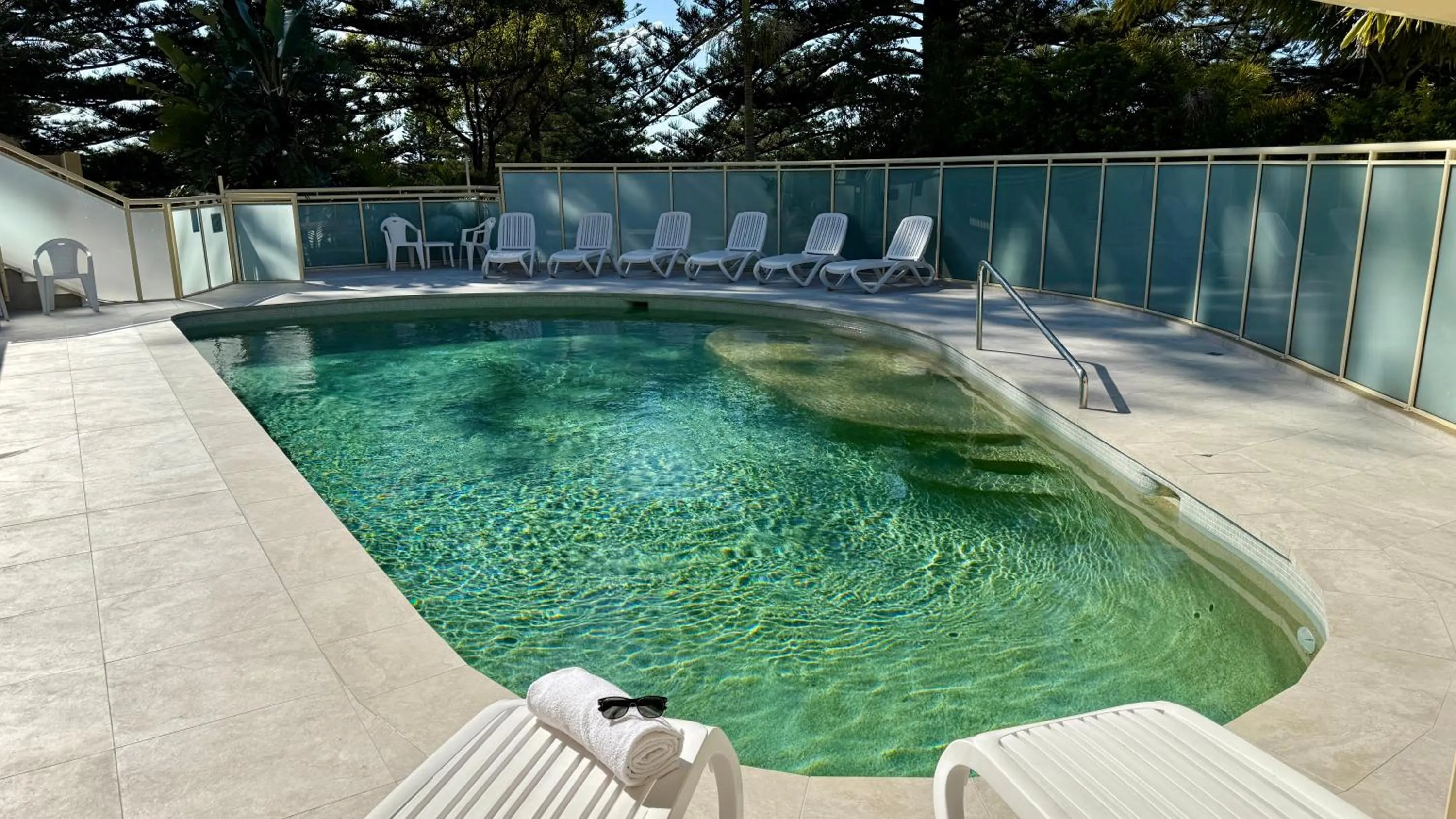 Swimming pool in Northpoint Apartments
