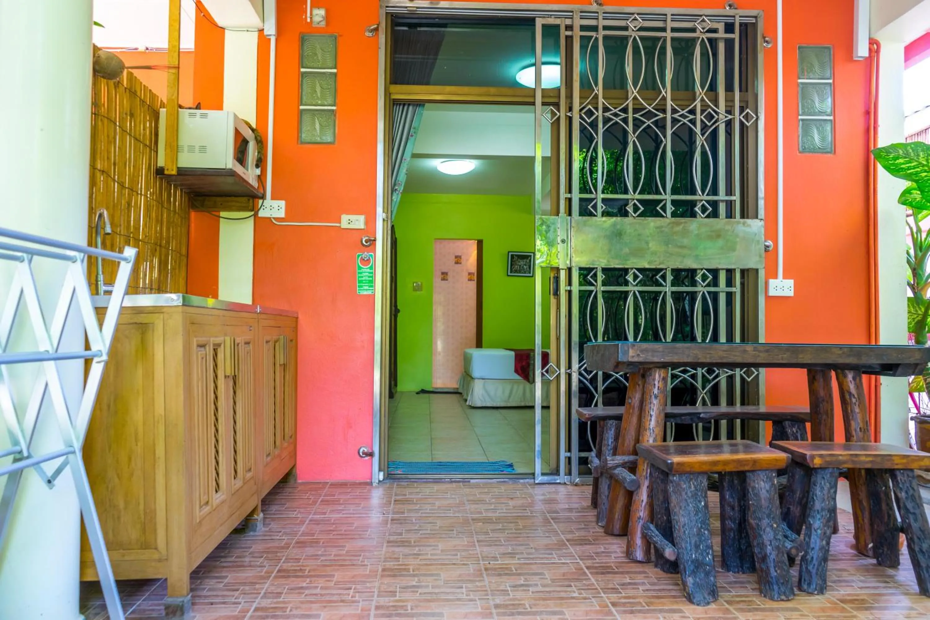 Patio in Chez Charly Bungalow