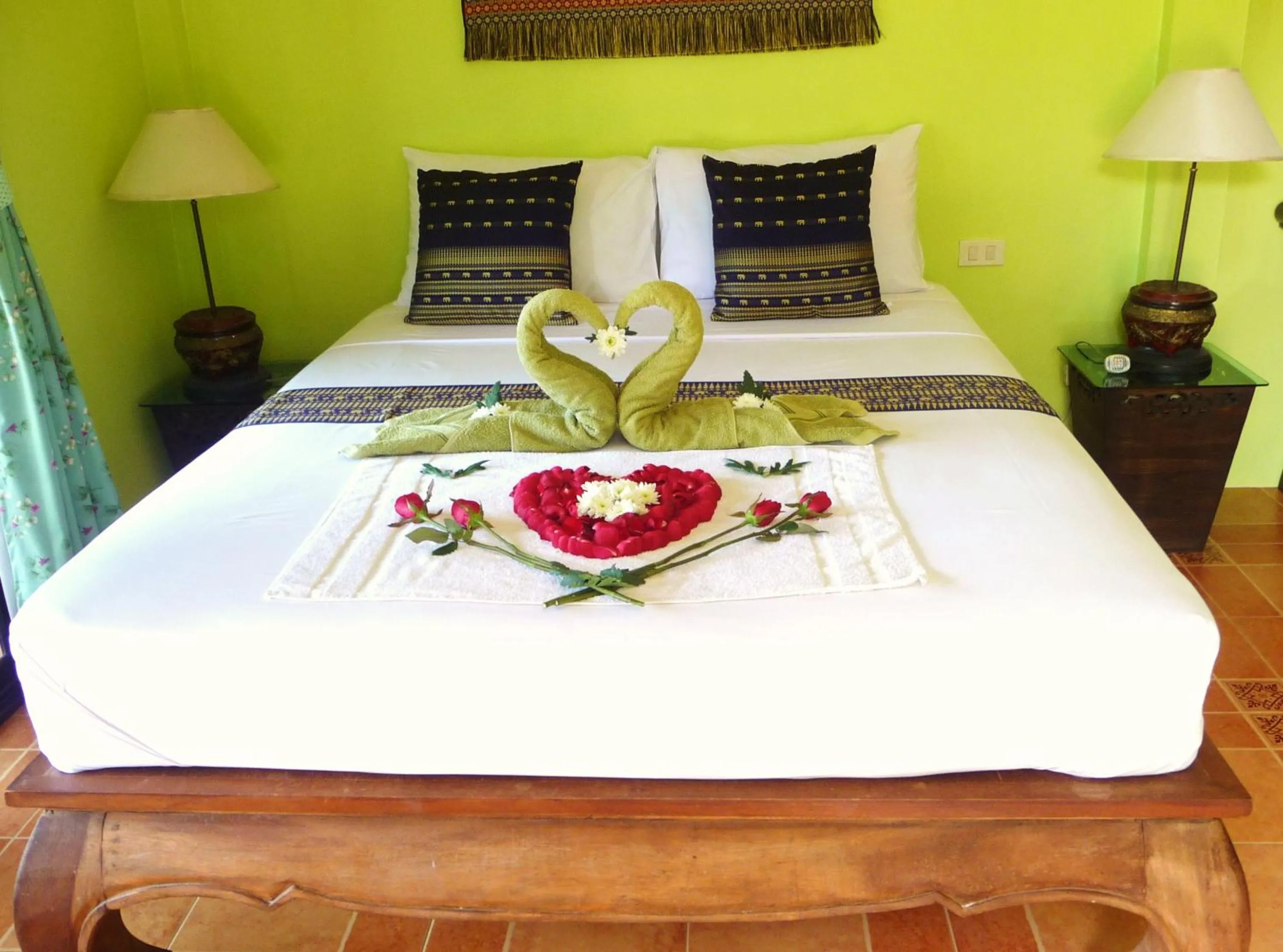 Bed in Chez Charly Bungalow